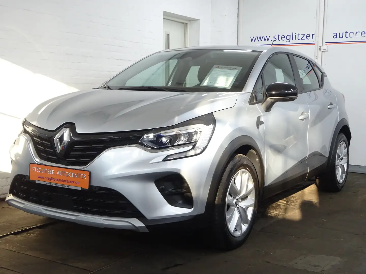 Renault Captur II 1.0 TCe Zen Klima/LED/Kamera/PDC/Tempo/CarPlay Grau - 1