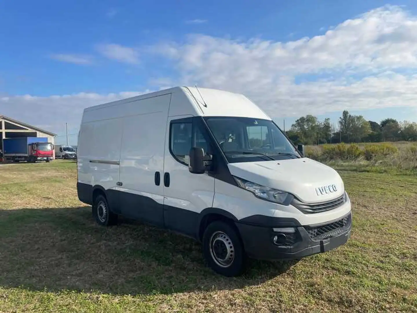 Iveco Daily 35 S14 V L3 H2 3520 E6 Bílá - 2