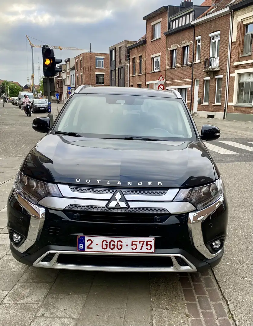Mitsubishi Outlander 2.0 4WD Diamant Black (SUV) Zwart - 1