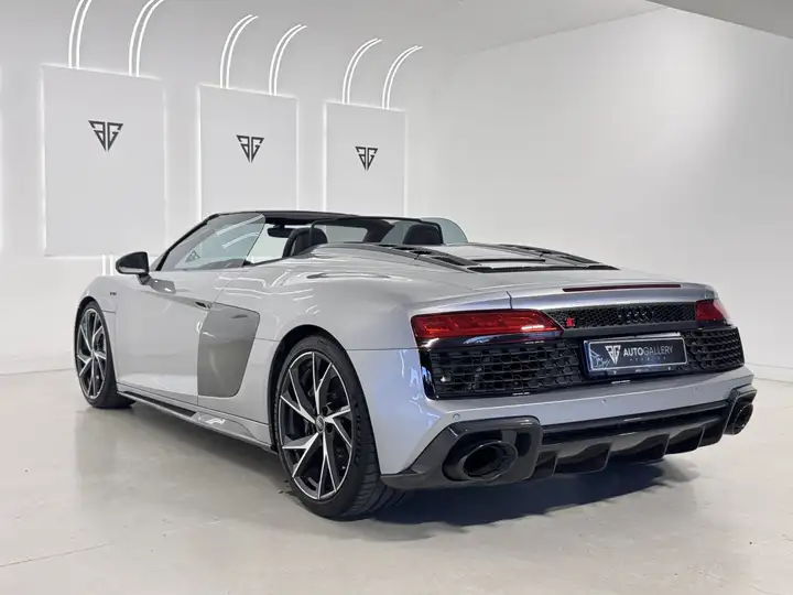 Audi R8 2025, foto 6