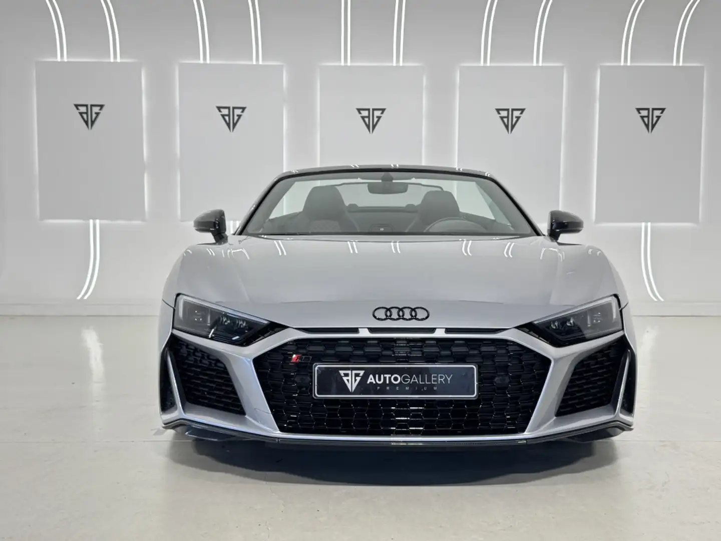 Audi R8 Spyder V10 FSI Performance RWD S tronic 419kW Plateado - 2