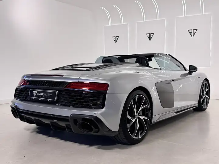 Audi R8 2025, foto 12