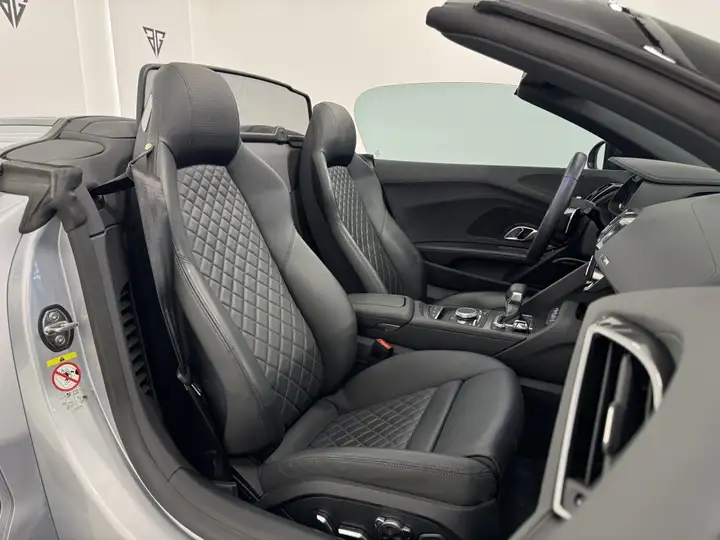 Audi R8 2025, foto 9