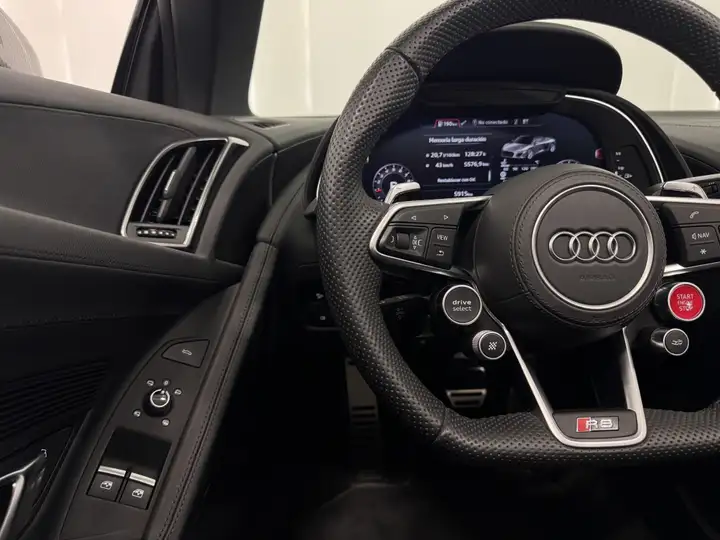 Audi R8 2025, foto 17