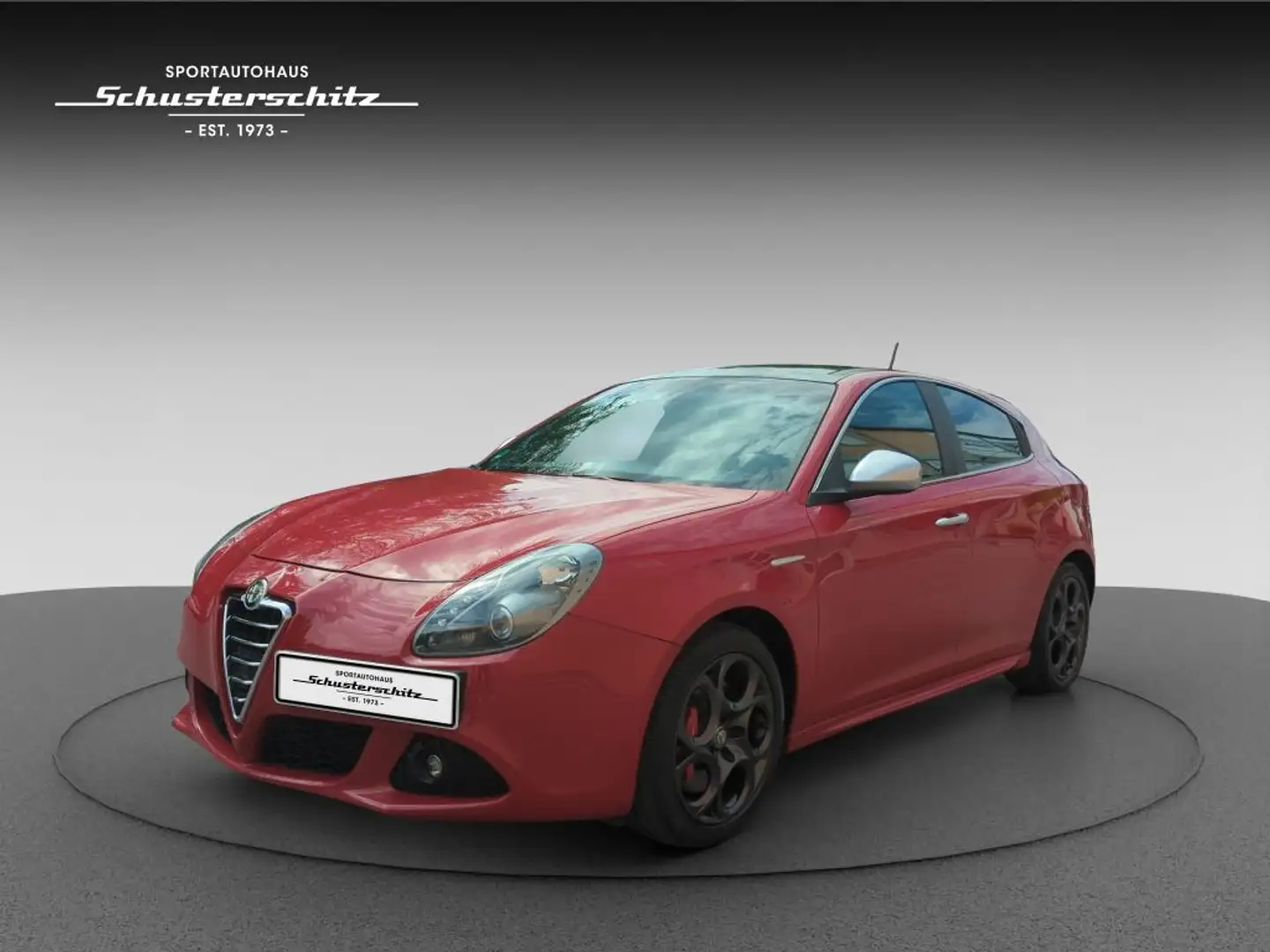 Alfa Romeo Giulietta GIULIETTA 235PS SCHALTER QUADRIFOGLIO VERDE Rot - 1
