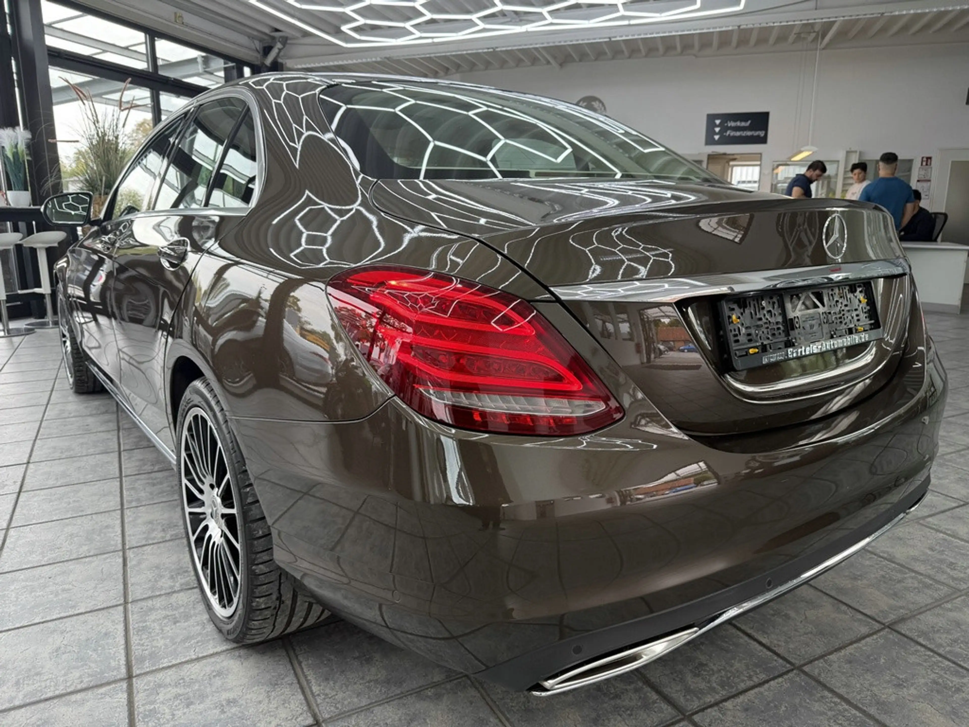 Mercedes-Benz C 250 CGI Exclusive, LED, Leder, Comand, Pano — photo 15