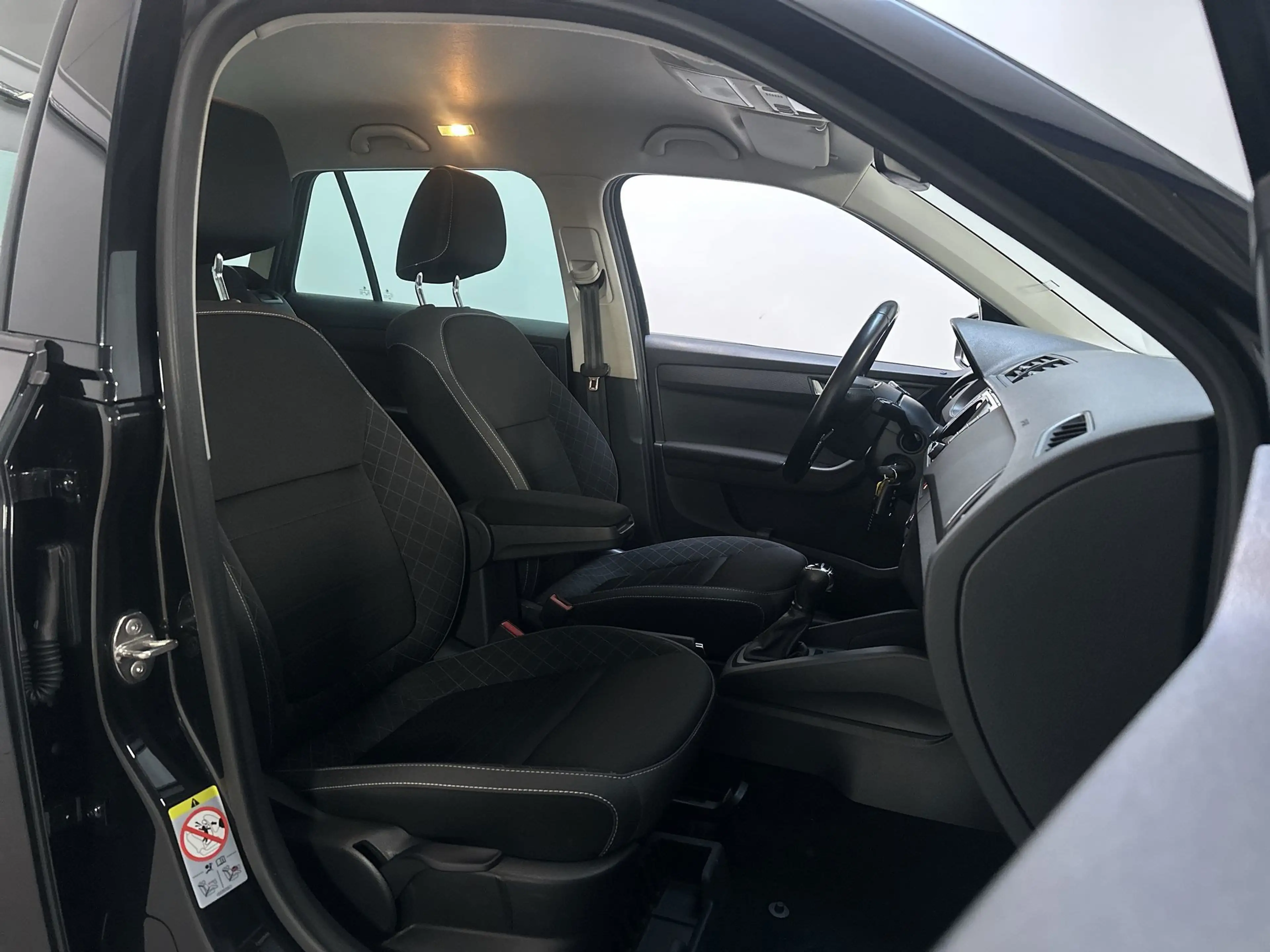 Skoda Fabia Combi 1.0 TSI DSG Ambition Climate Control Parkeer — photo 18