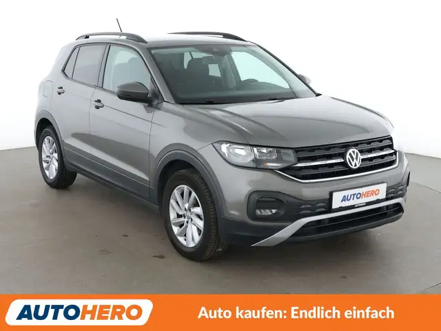Volkswagen T-Cross view 8