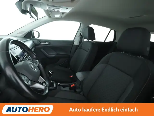 Volkswagen T-Cross view 10