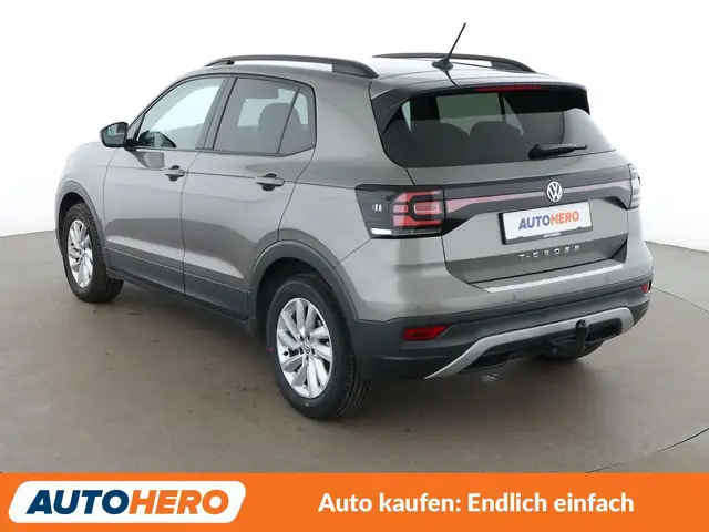 Volkswagen T-Cross view 4