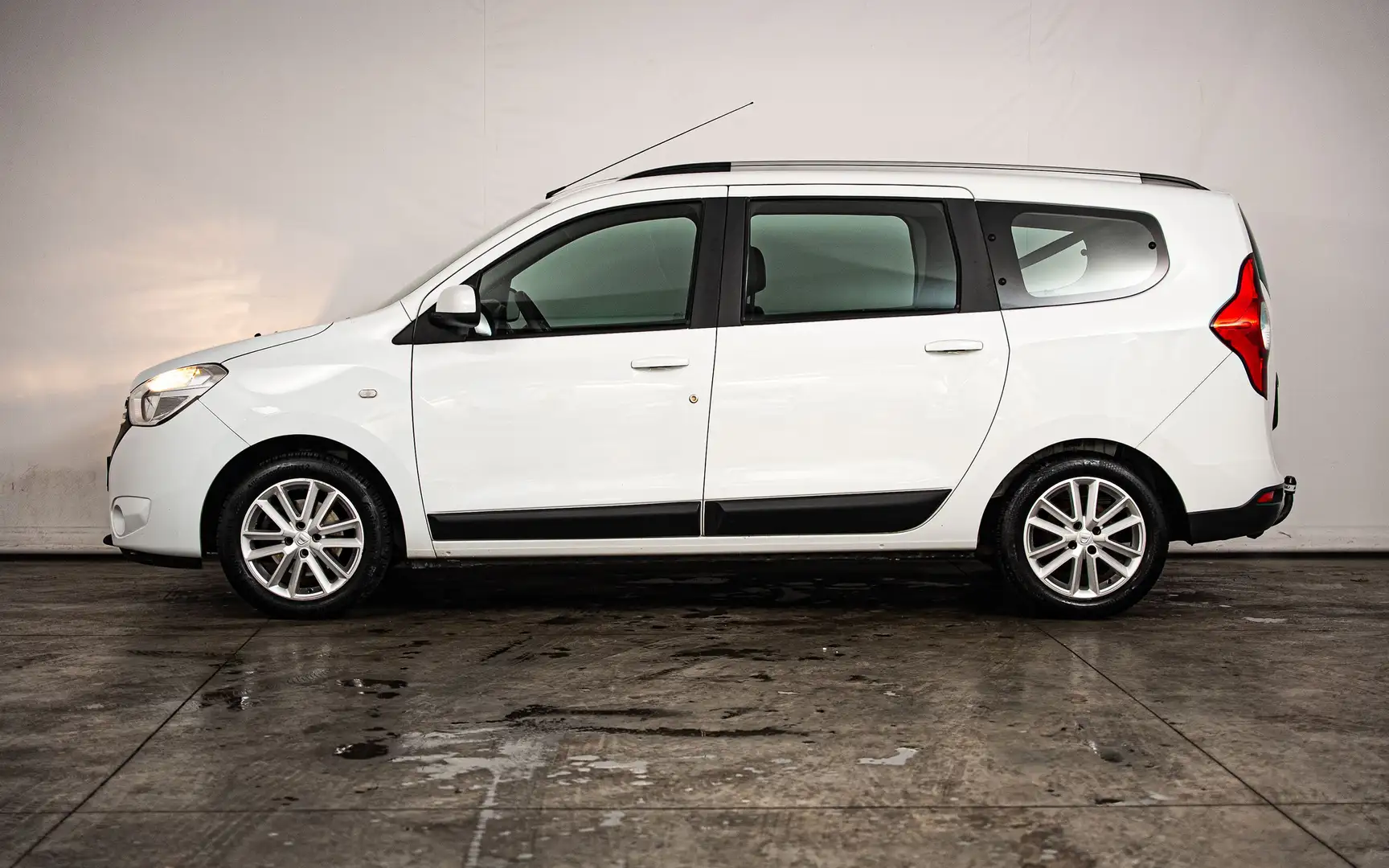 Dacia Lodgy Lodgy 1.2 TCe 7 places ! Wit - 2