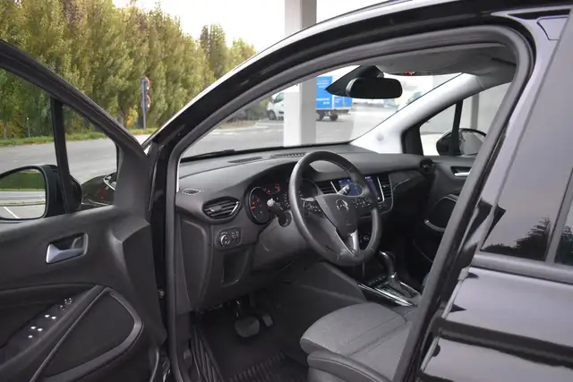 Opel Crossland view 10