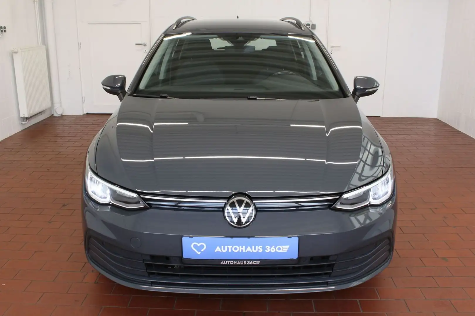 Volkswagen Golf Variant Golf VIII 1,5 TSI Life ACC Grau - 2