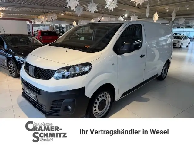 Fiat Scudo L2 SX 145 AT8 Rück AC