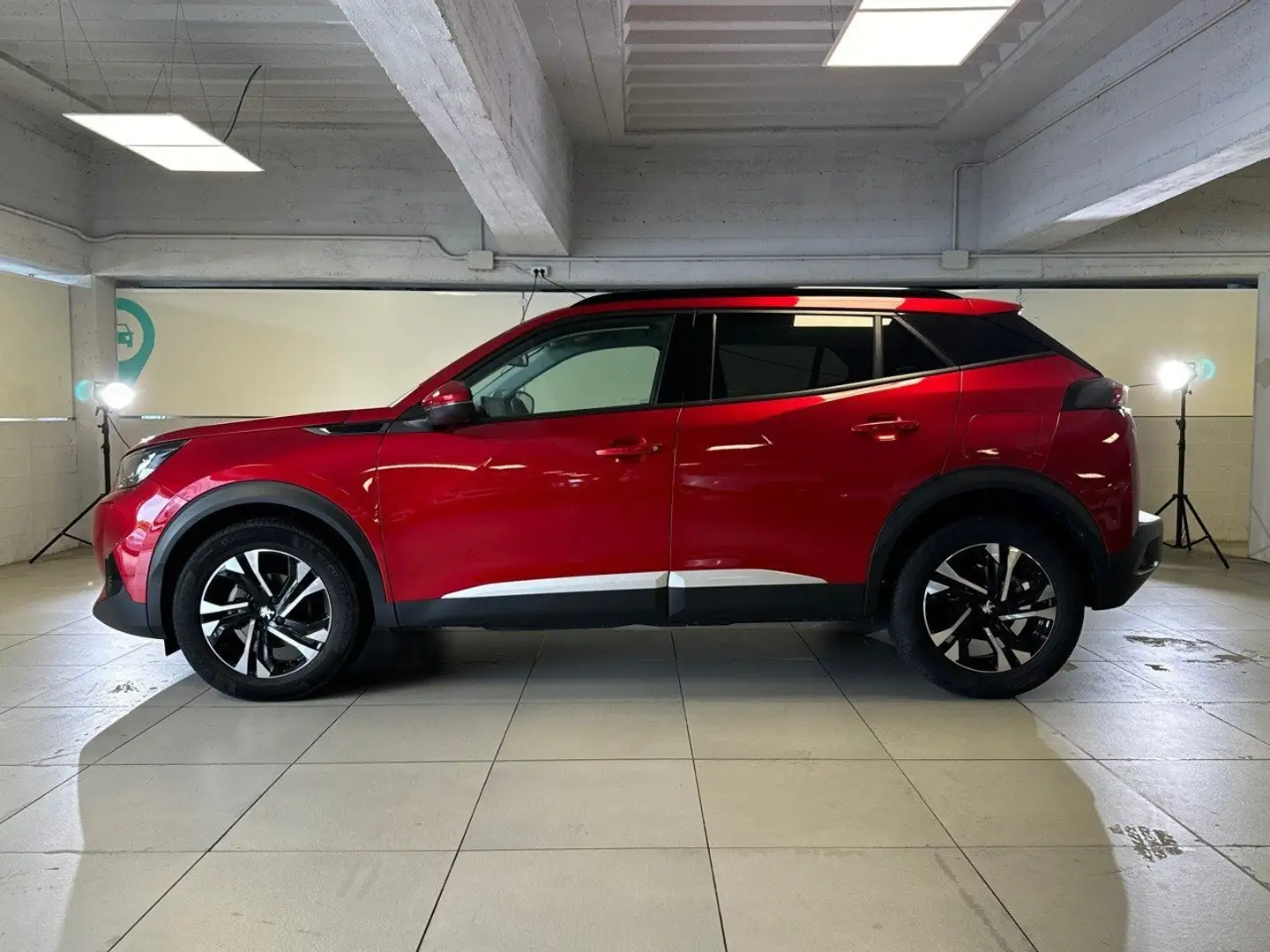 Peugeot 2008 PureTech 100 Allure S/S Rosso - 2