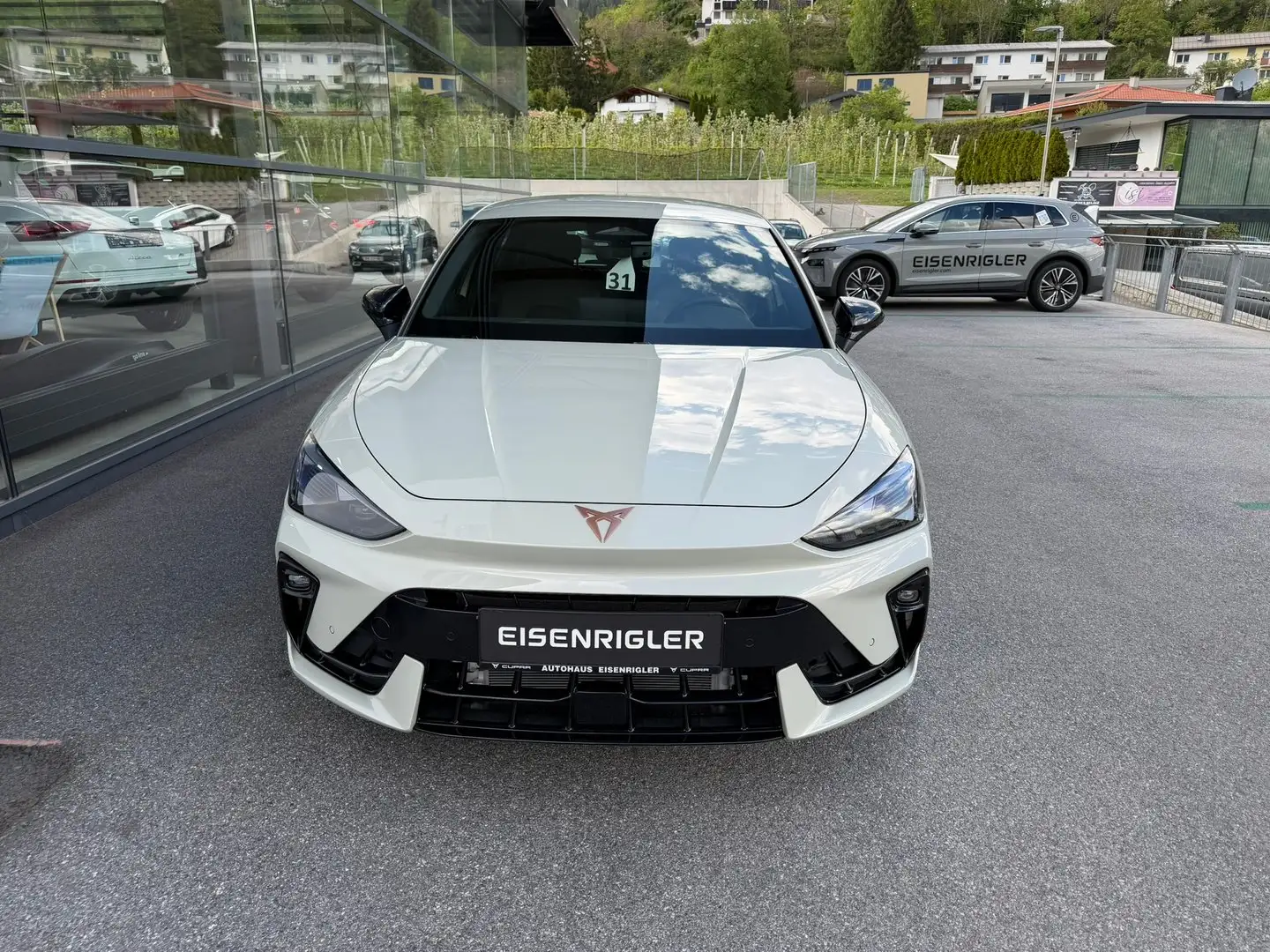 CUPRA Leon 1.5 TSI ACT Grau - 2