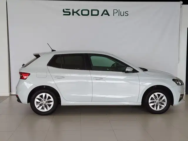 Skoda Fabia view 3