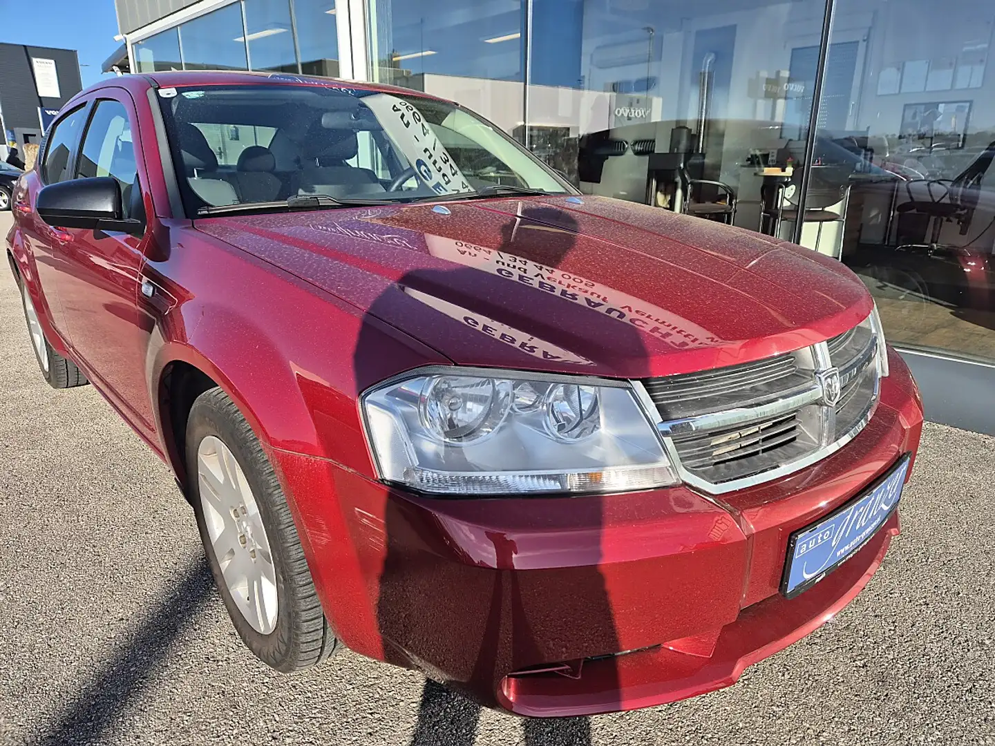 Dodge Avenger 2,0 CRD SE Rot - 2