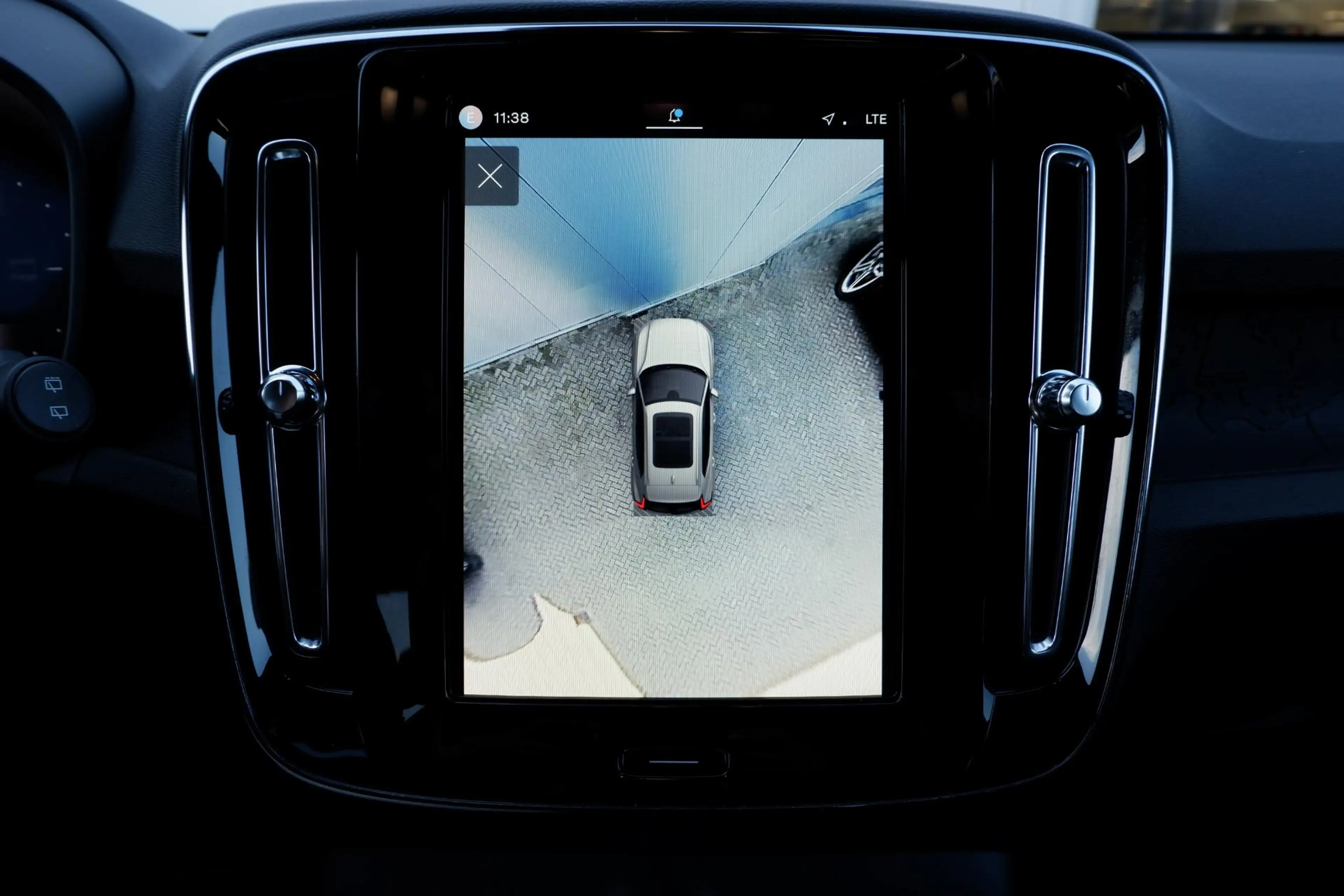 Volvo EX40 Single Motor Extended Range Core 82 kWh Adaptieve — photo 12