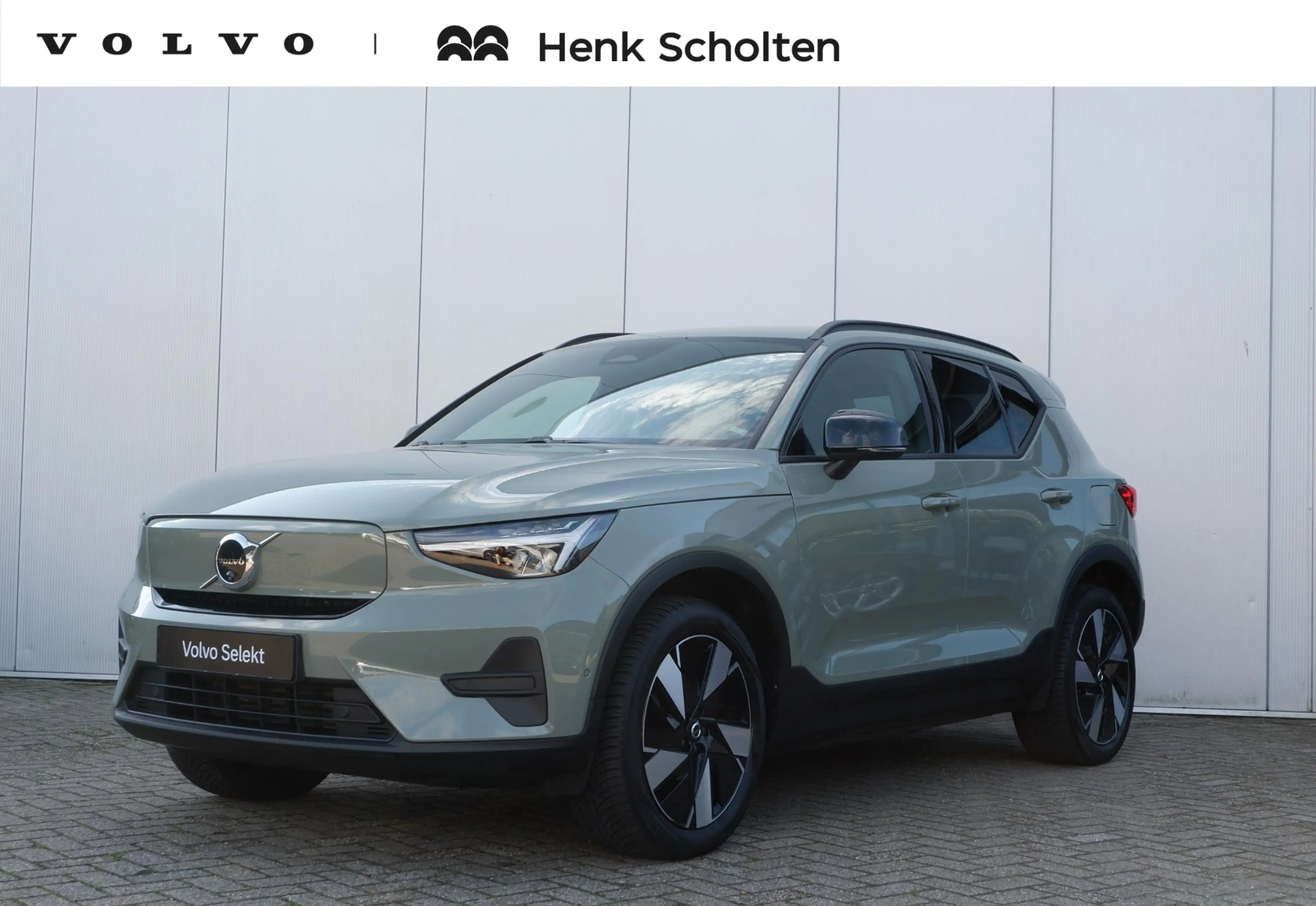 Volvo EX40 Single Motor Extended Range Core 82 kWh Adaptieve