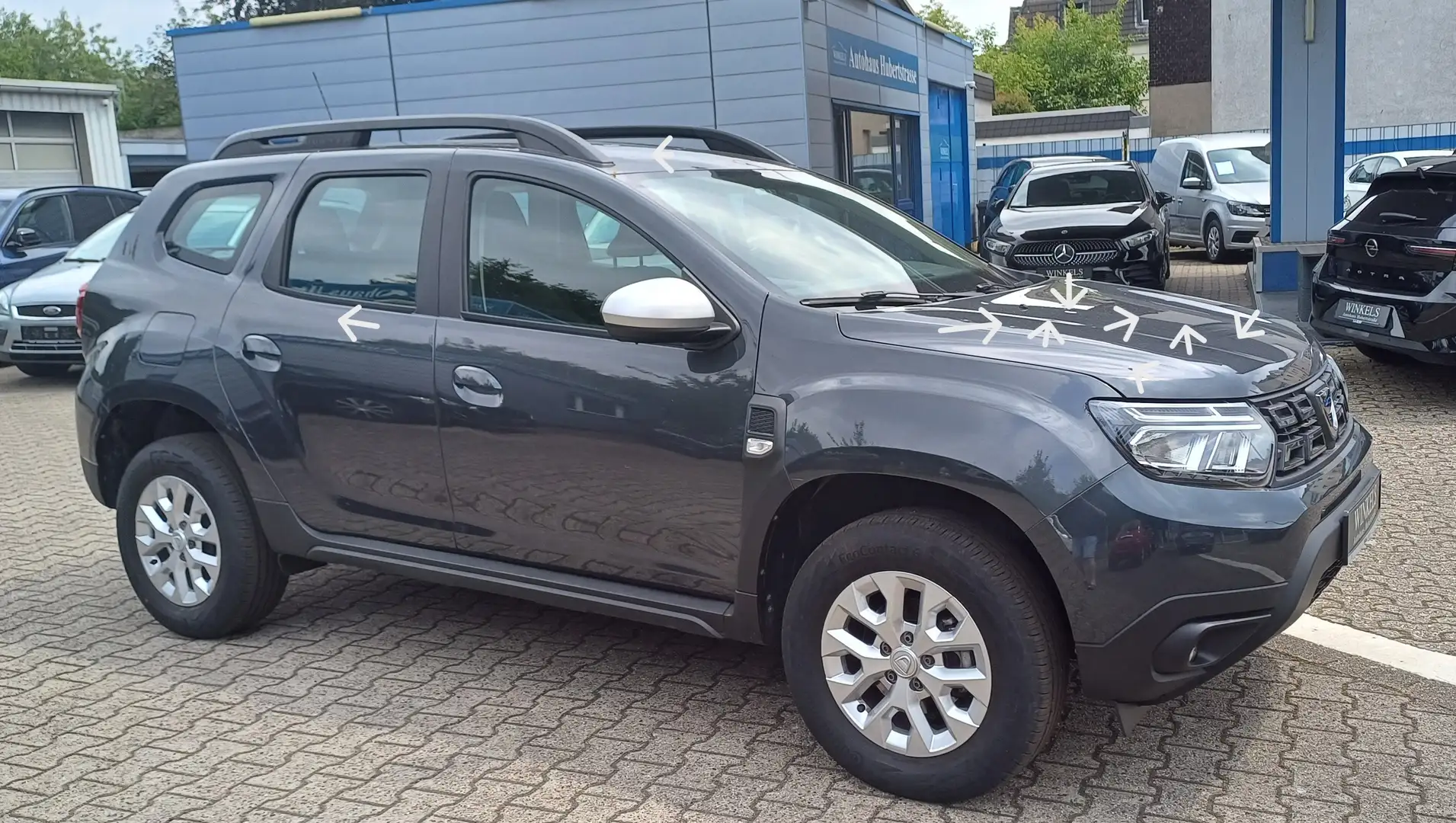 Dacia Duster Comfort-Klima-Navi-Sitzhg-Alu-PDC-DAB-1.Hd-Scheckh Gris - 2