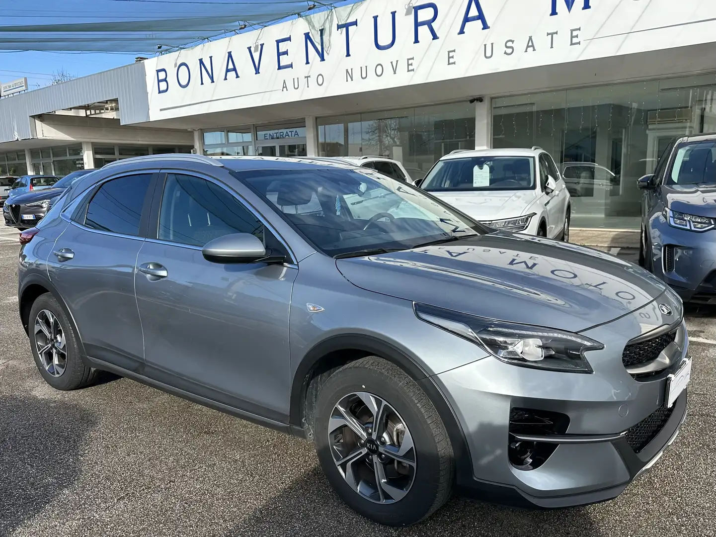 Kia XCeed 1.0 t-gdi Gpl “PREZZO REALE SENZA FINANZIAMENTO Gris - 2