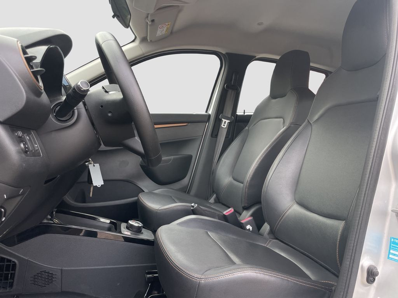 Dacia Spring Electric 65 Extreme 48 kW CCs Navi Kamera — photo 4