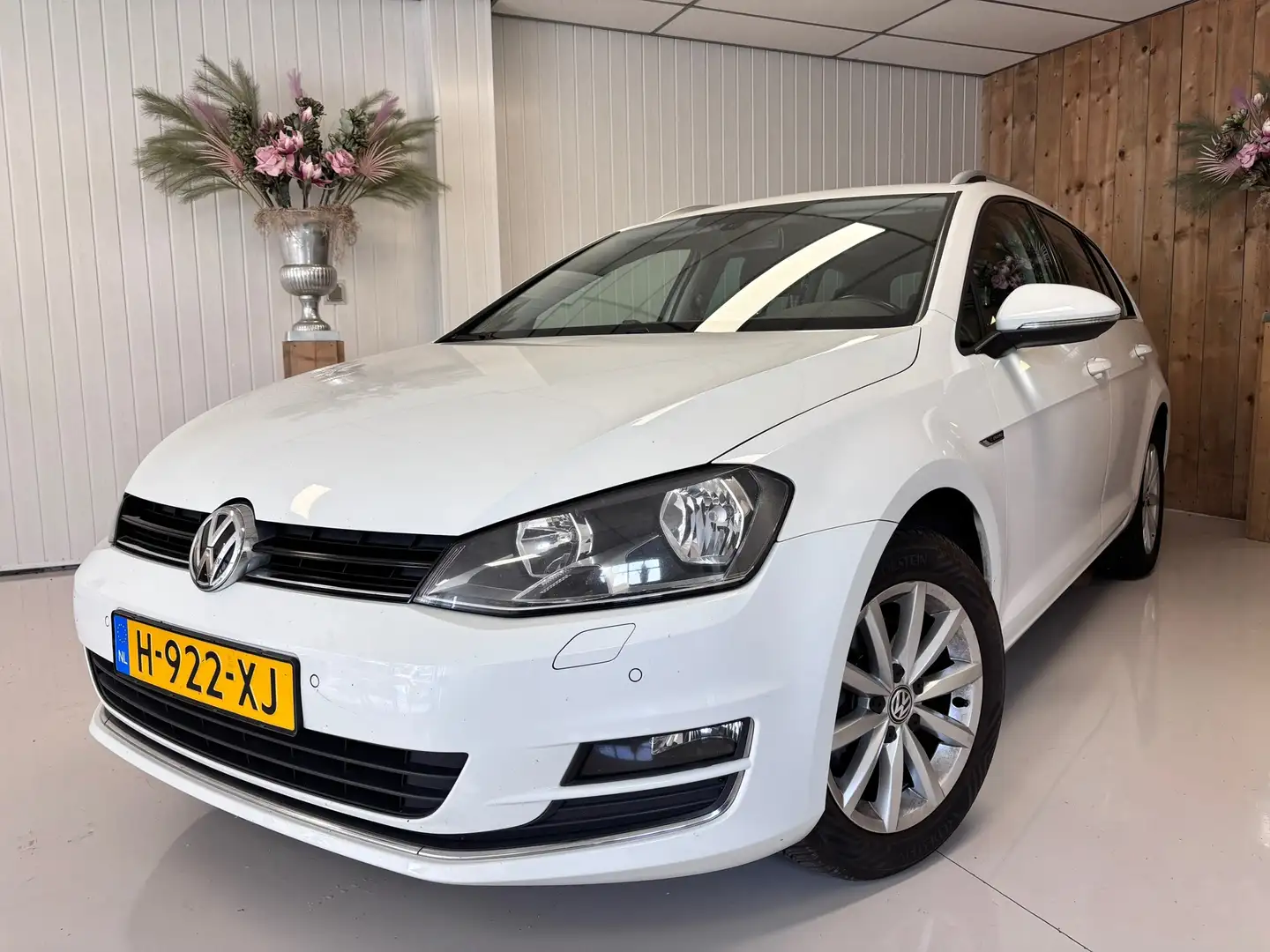 Volkswagen Golf 1.4 TSI, LOUNGE, TREKHAAK, 6-BAK, STATION, 125PK, Blanc - 1