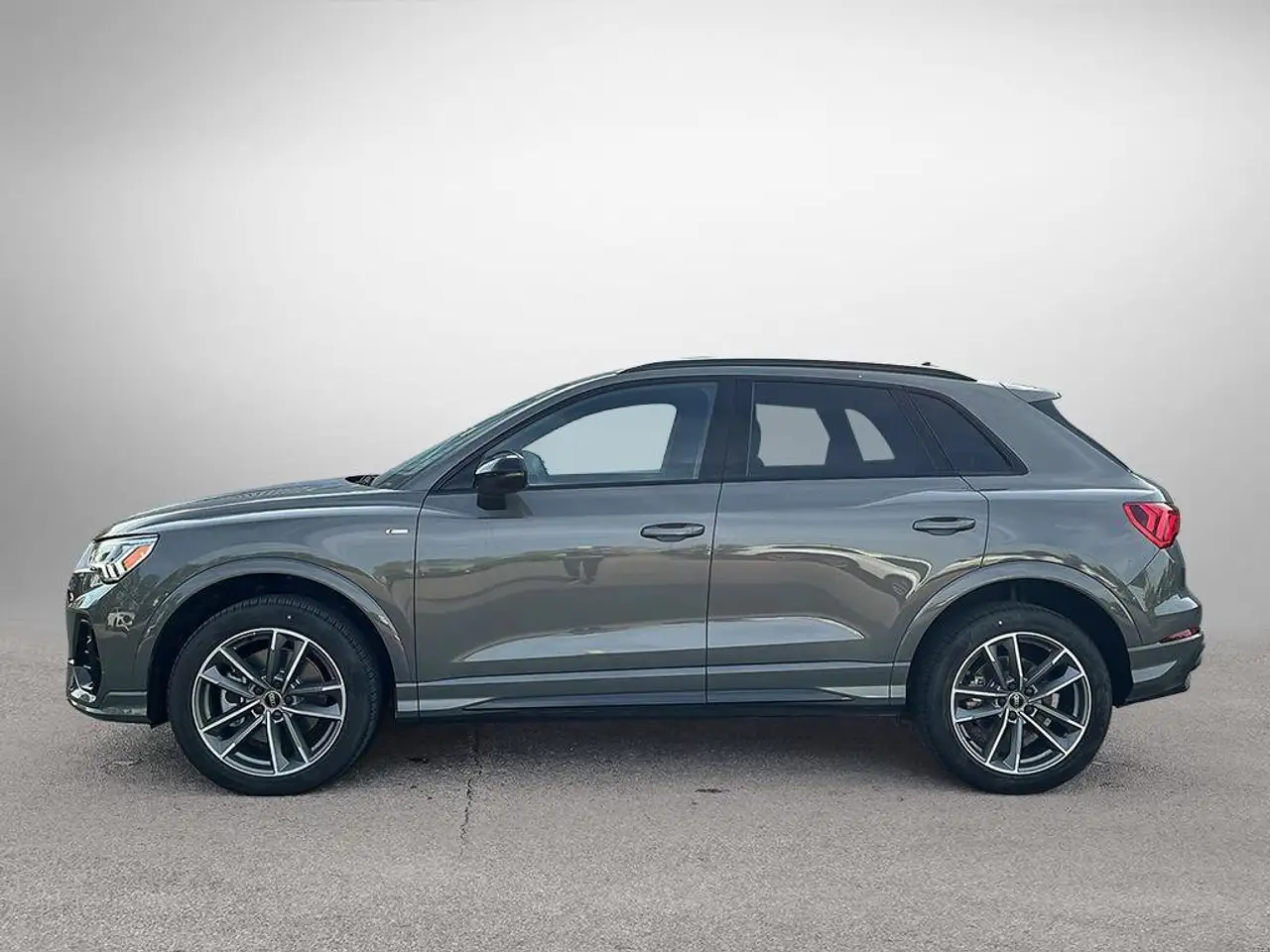 Audi Q3 снимка Audi Q3