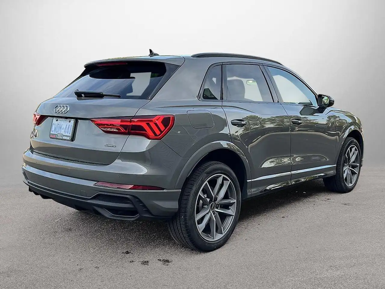 Audi Q3 снимка Audi Q3