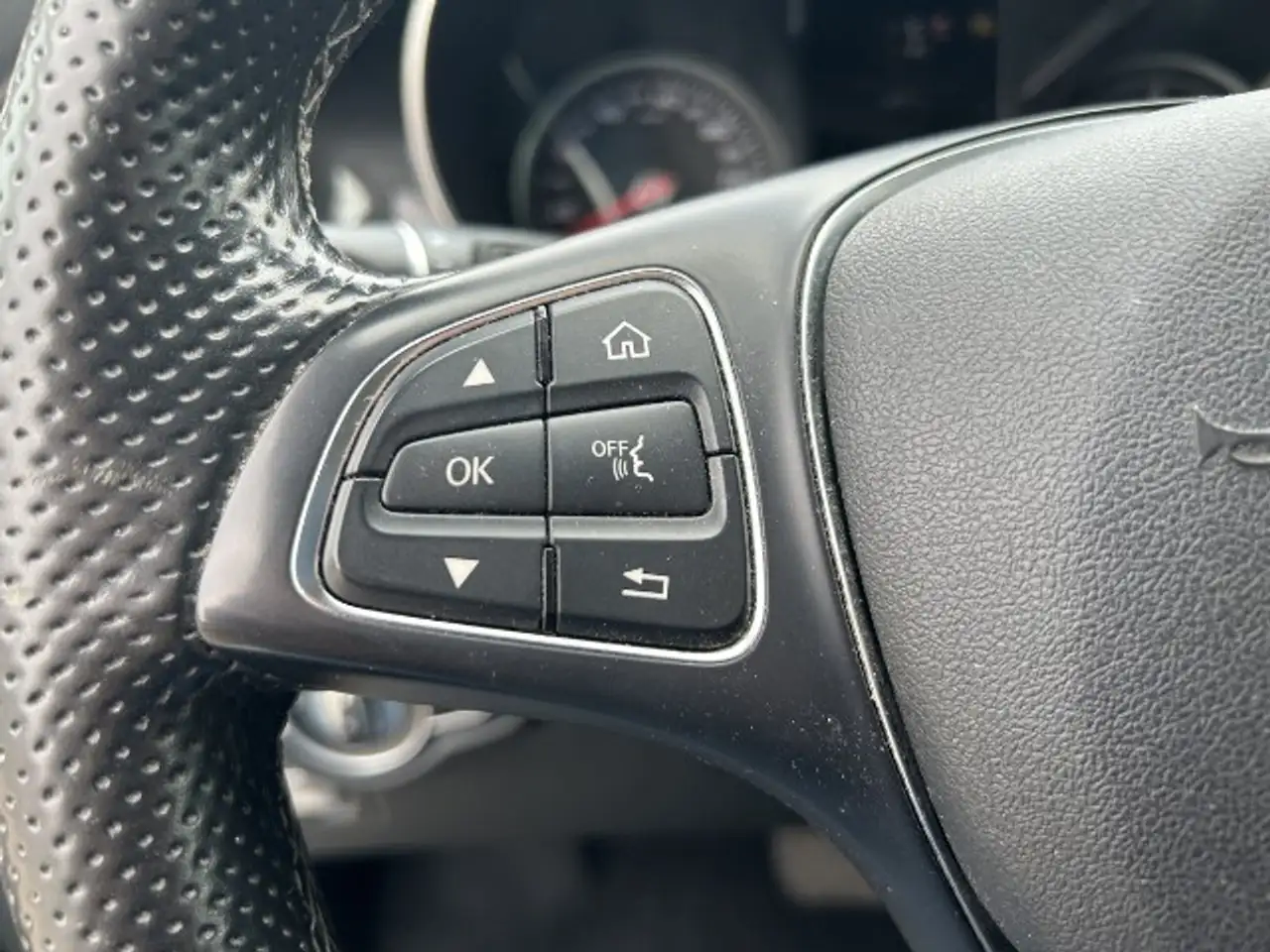 Mercedes-Benz V 220 CDI kompakt Edition — photo 8