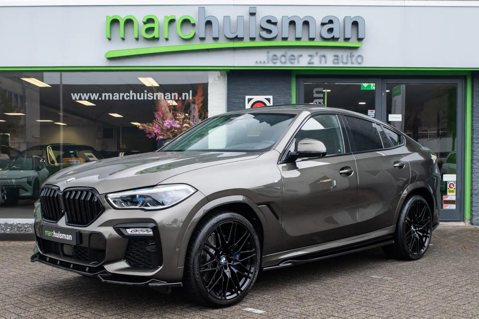 BMW X6 xDrive40i High Executive M Sport / 22 INCH X6M / P Verde - 1