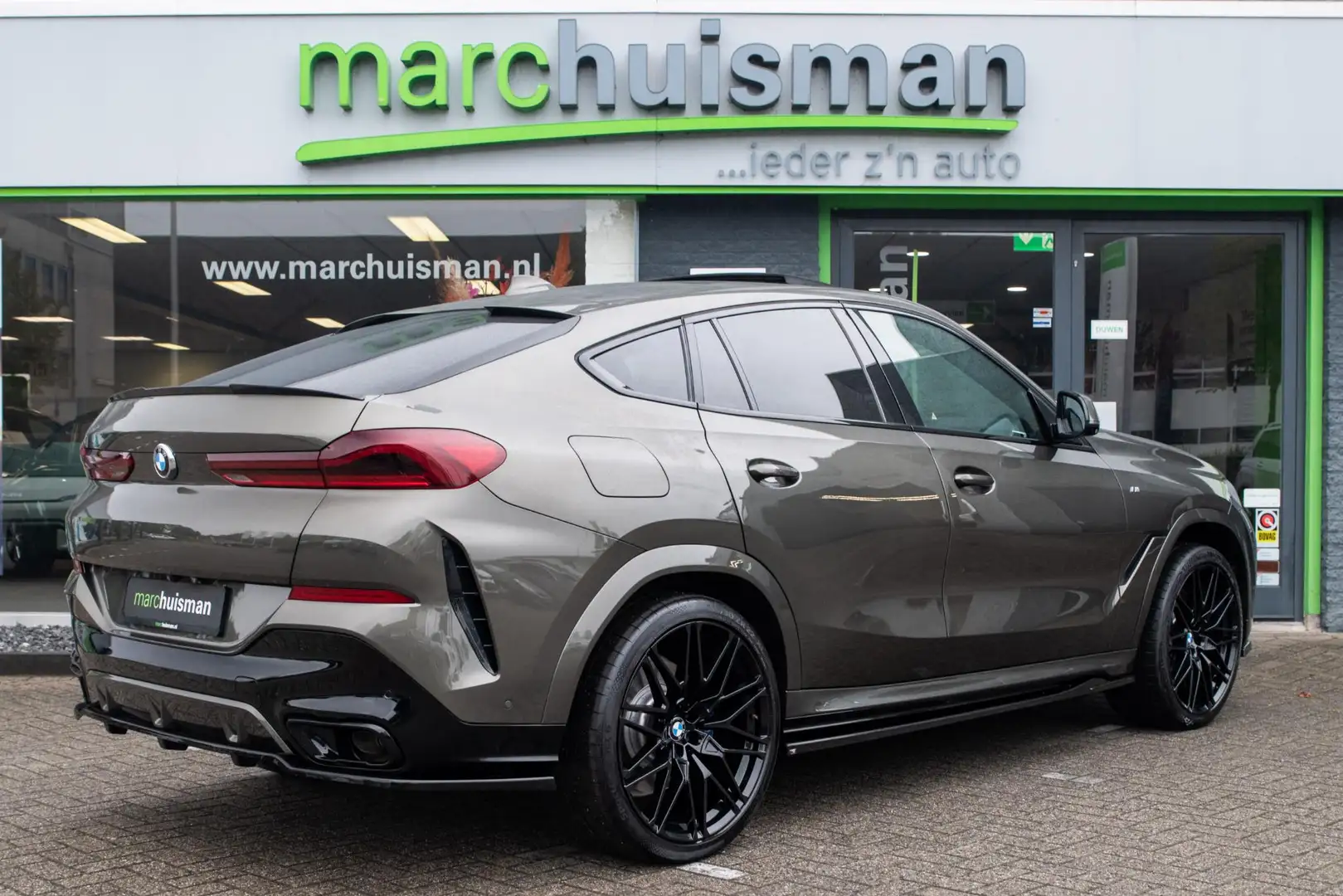 BMW X6 xDrive40i High Executive M Sport / 22 INCH X6M / P Verde - 2