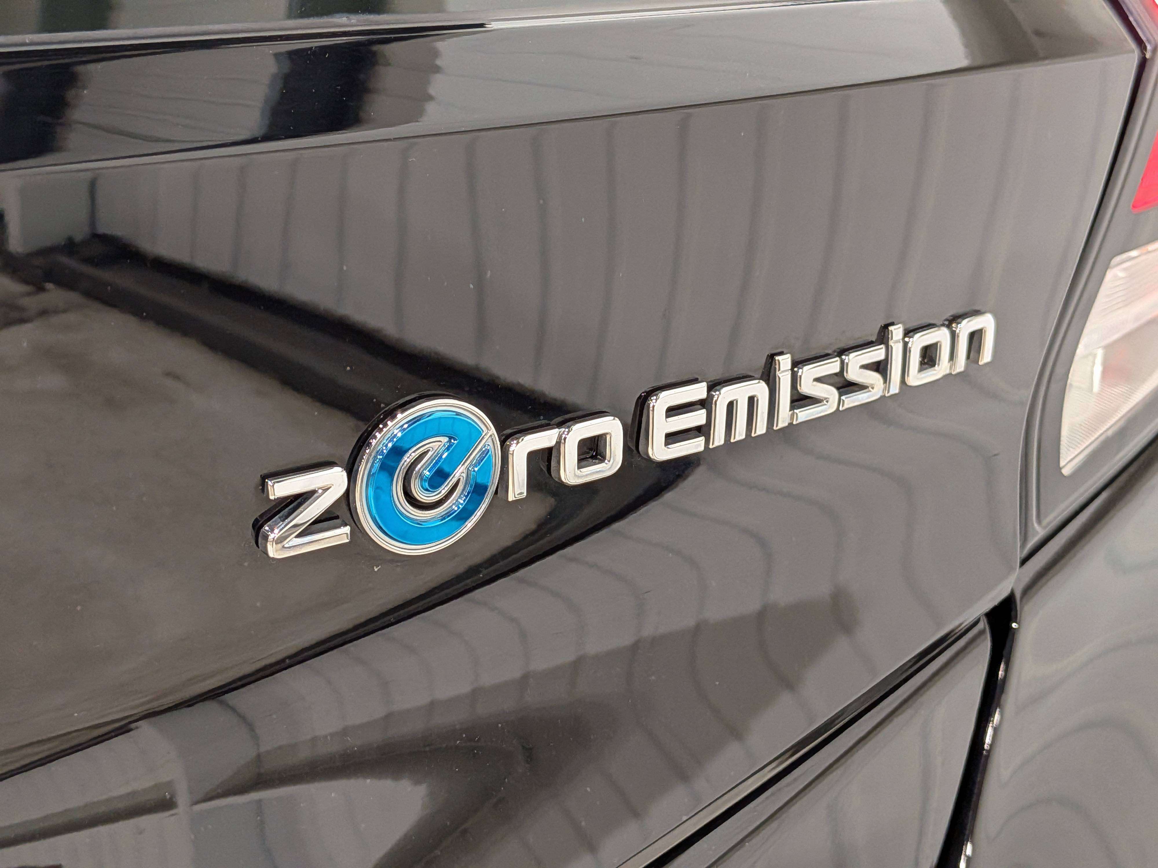 Nissan LEAF 2020