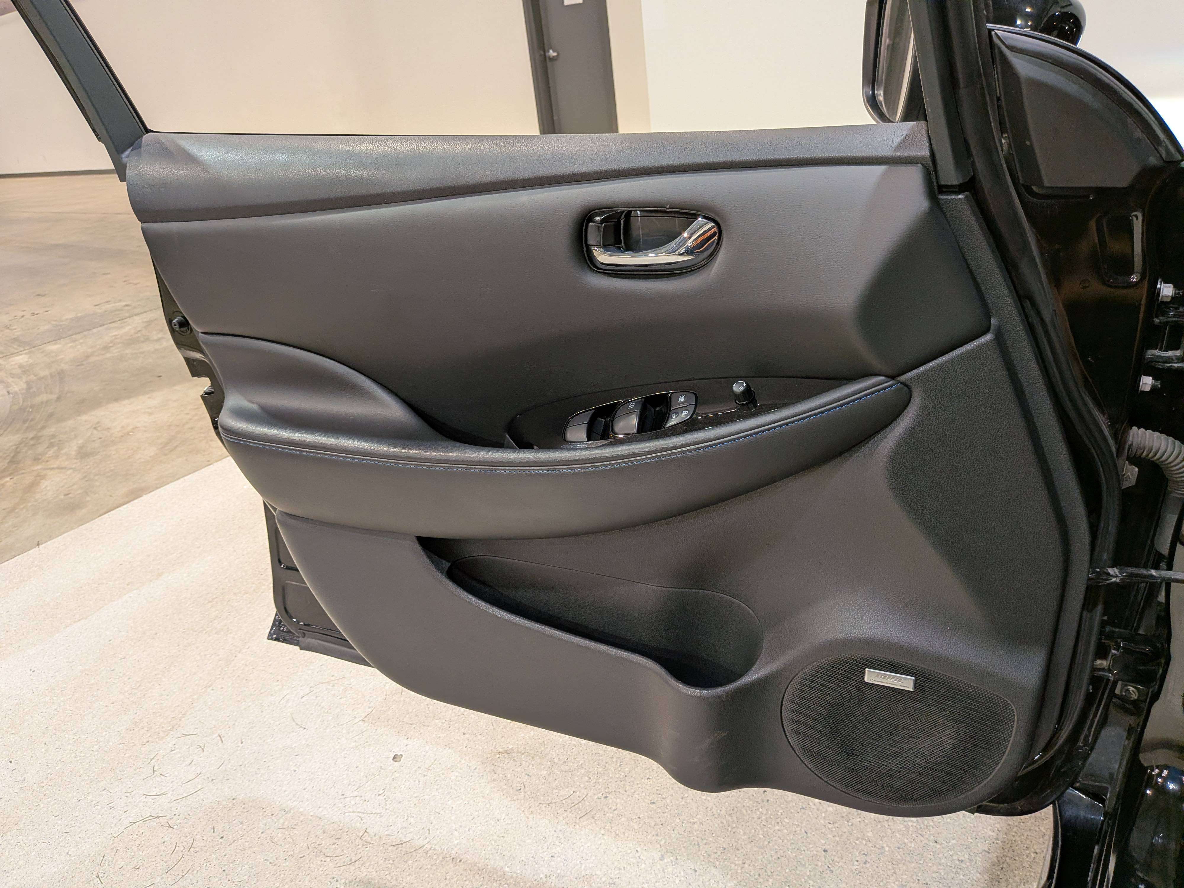 Nissan LEAF 2020