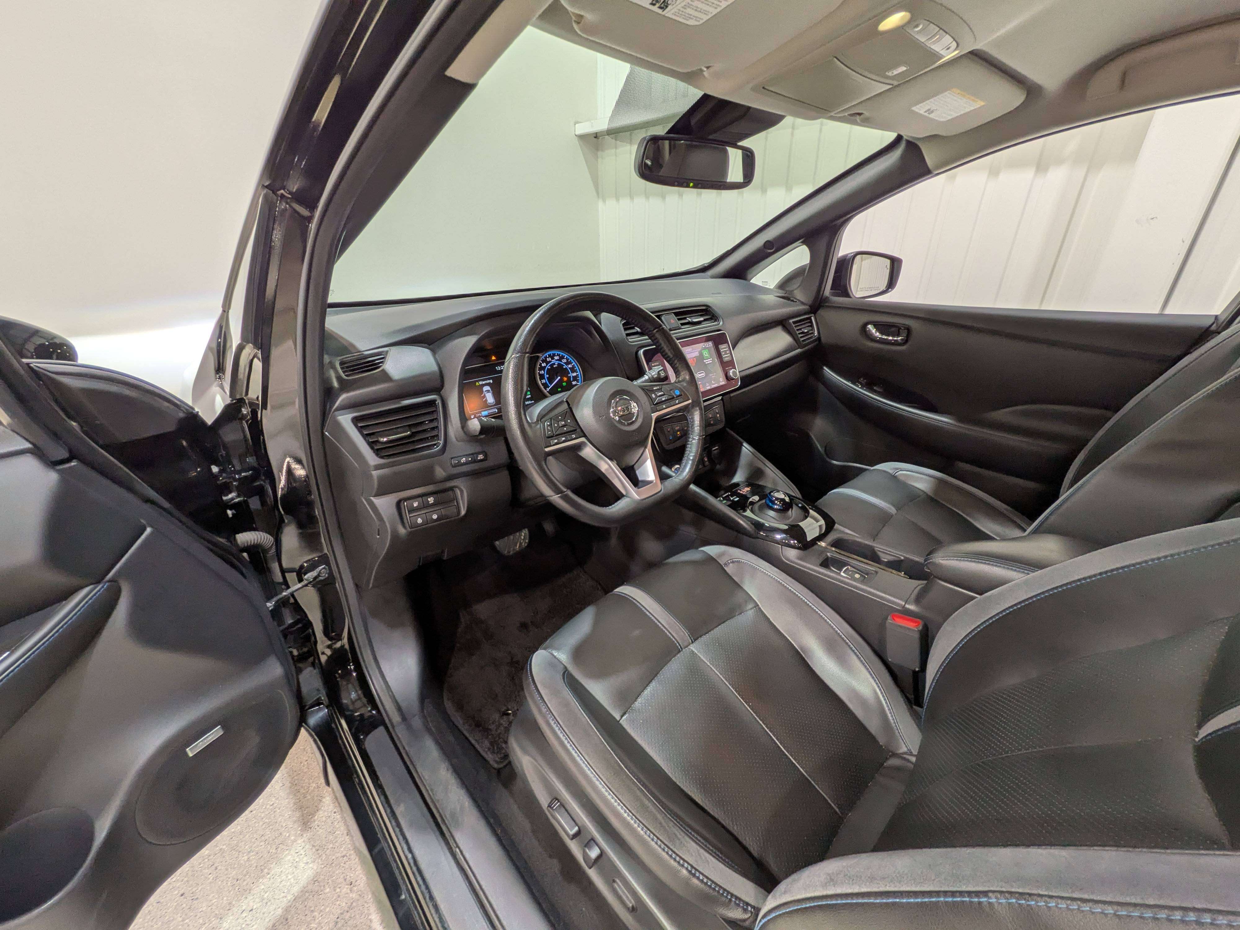 Nissan LEAF 2020
