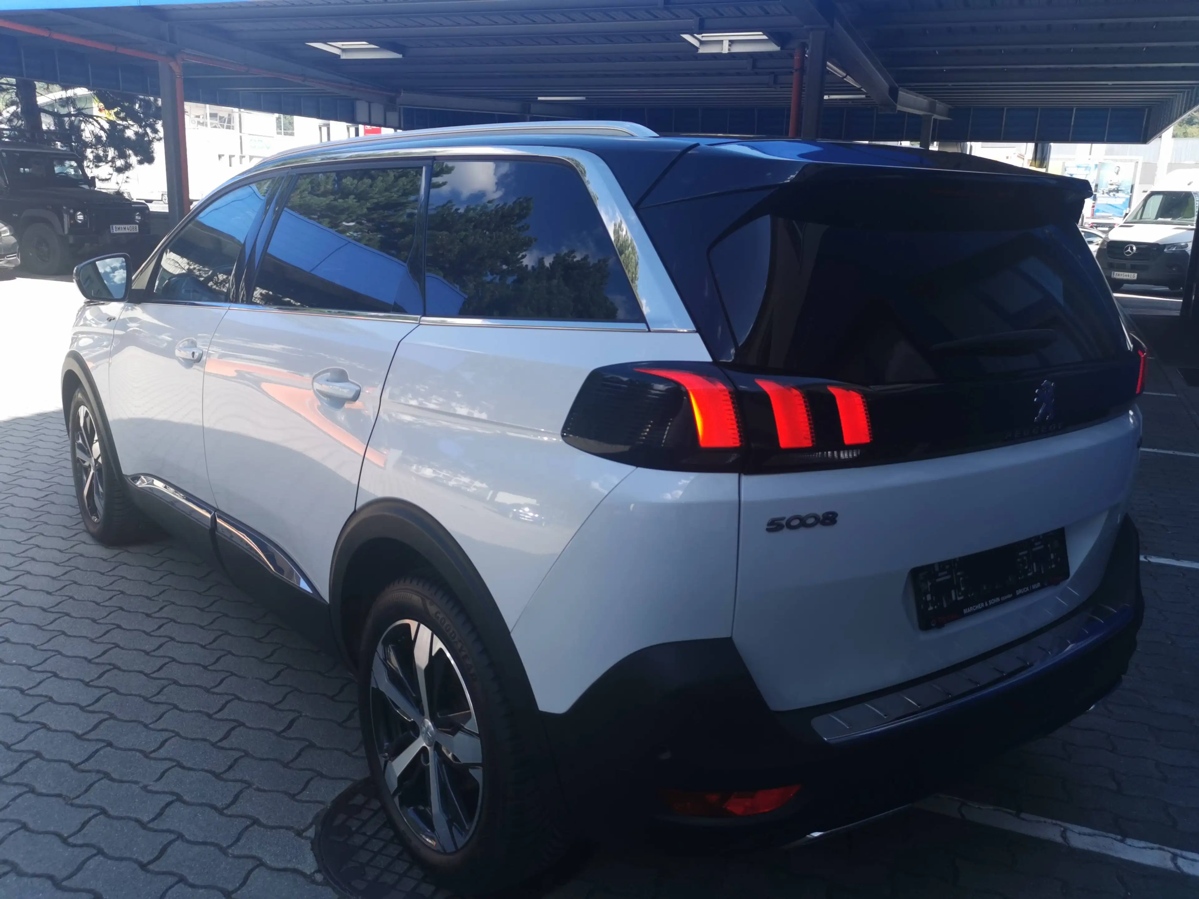 Peugeot 5008 5008 2,0BlueHDI 180 GT EAT6 — photo 5