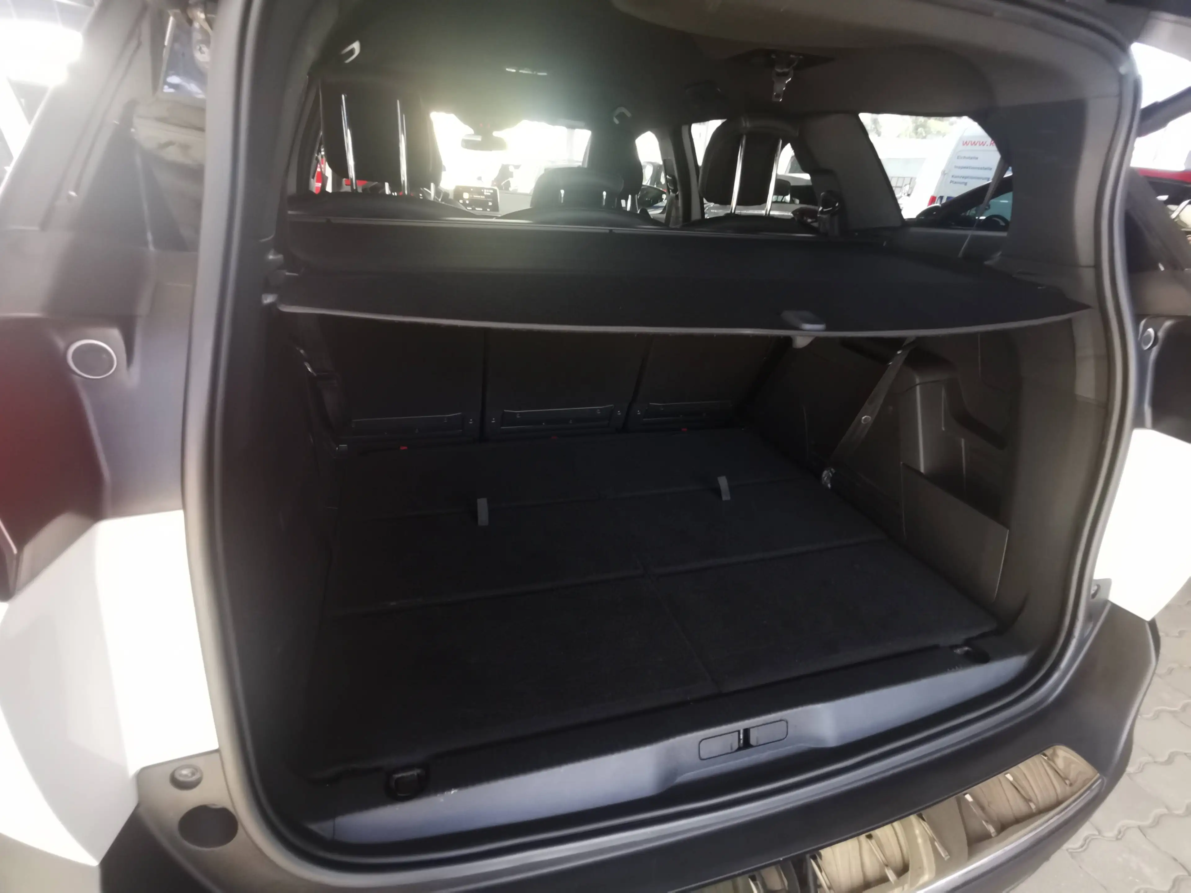Peugeot 5008 5008 2,0BlueHDI 180 GT EAT6 — photo 12