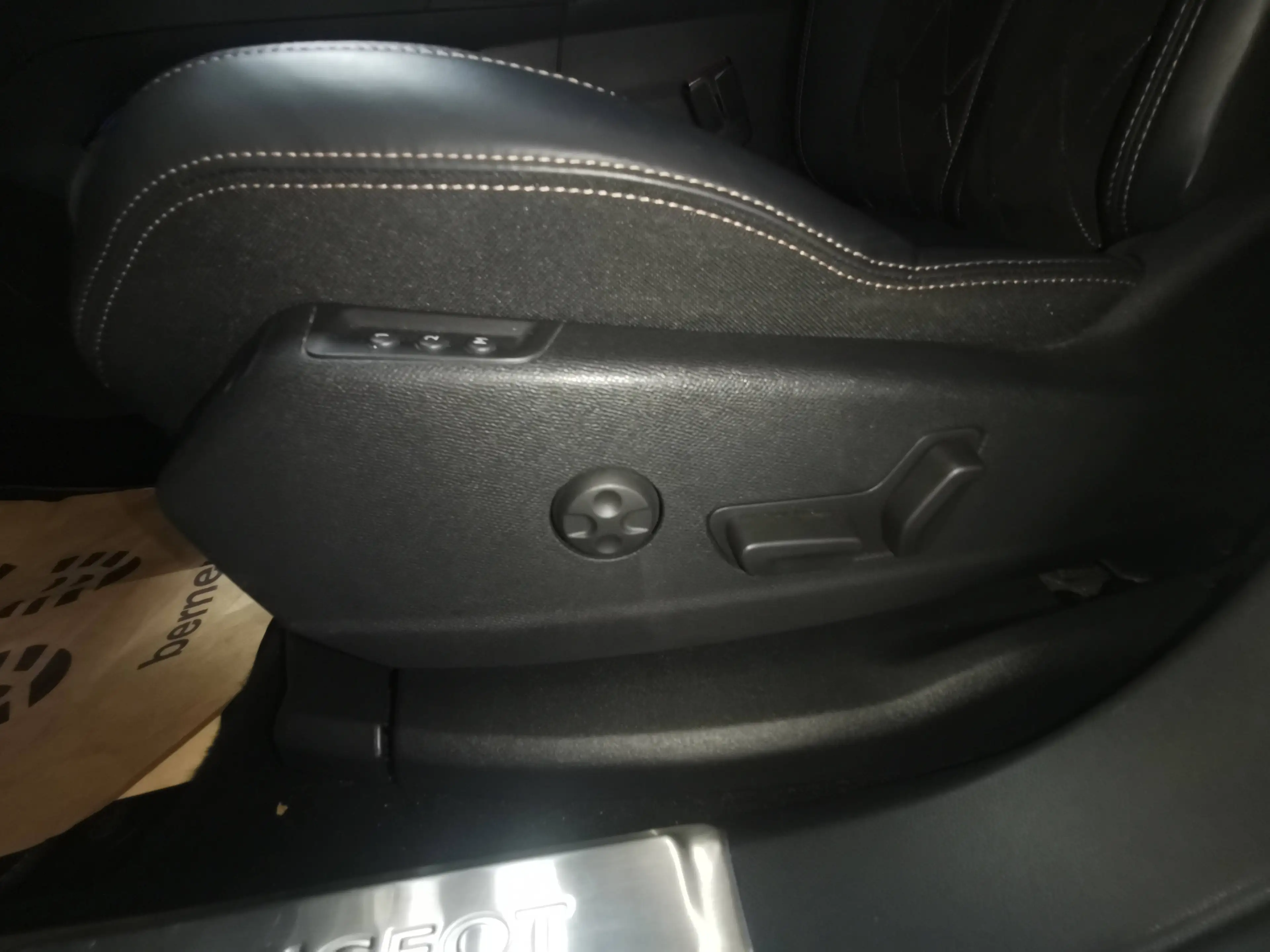 Peugeot 5008 5008 2,0BlueHDI 180 GT EAT6 — photo 9