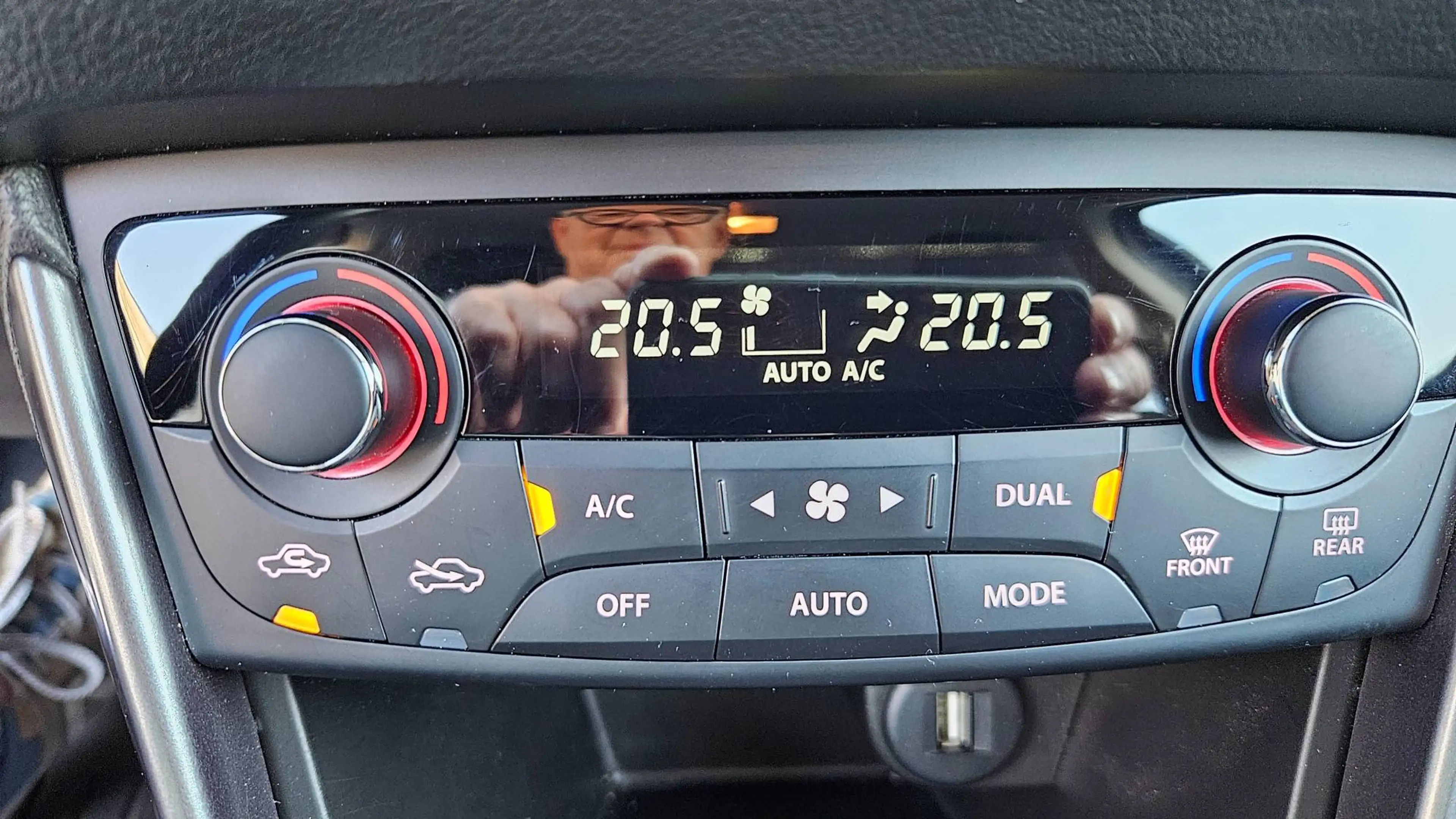 Suzuki SX4 S-Cross SX4 S-Cross 1,5 DITC Hybrid shine Aut. 4x4 + AHK — photo 12