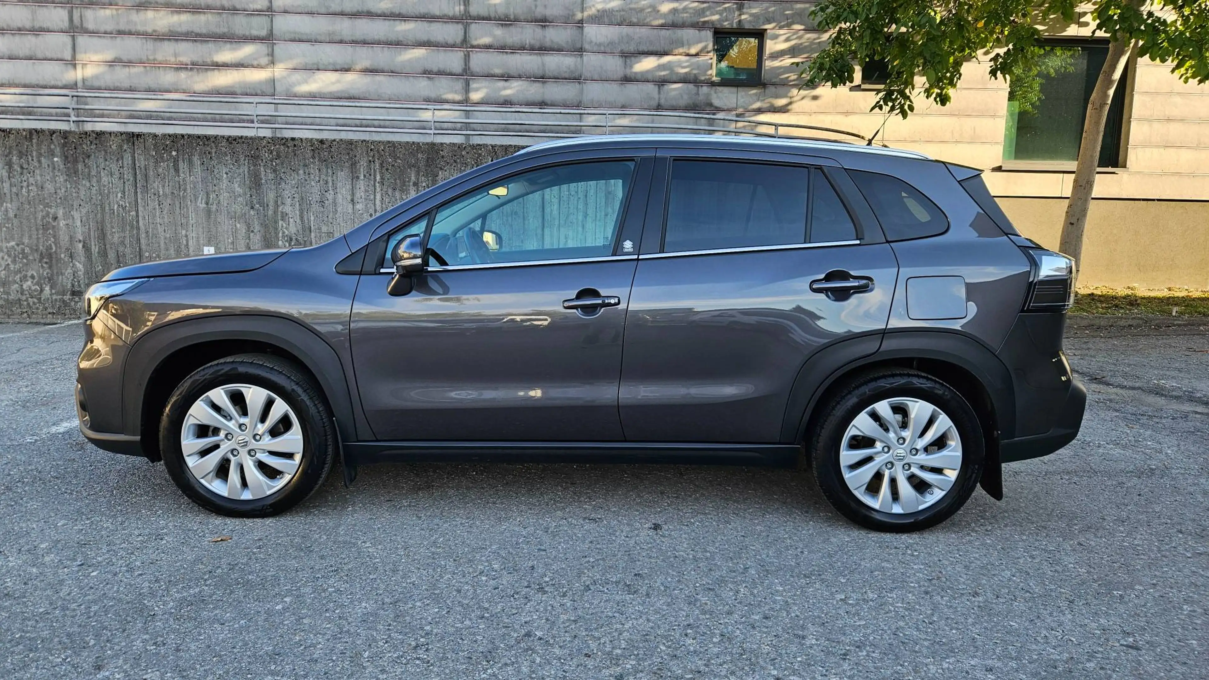 Suzuki SX4 S-Cross SX4 S-Cross 1,5 DITC Hybrid shine Aut. 4x4 + AHK — photo 2