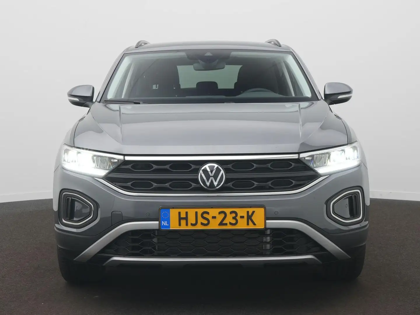 Volkswagen T-Roc 1.0 TSI Life Edition . Grijs - 2