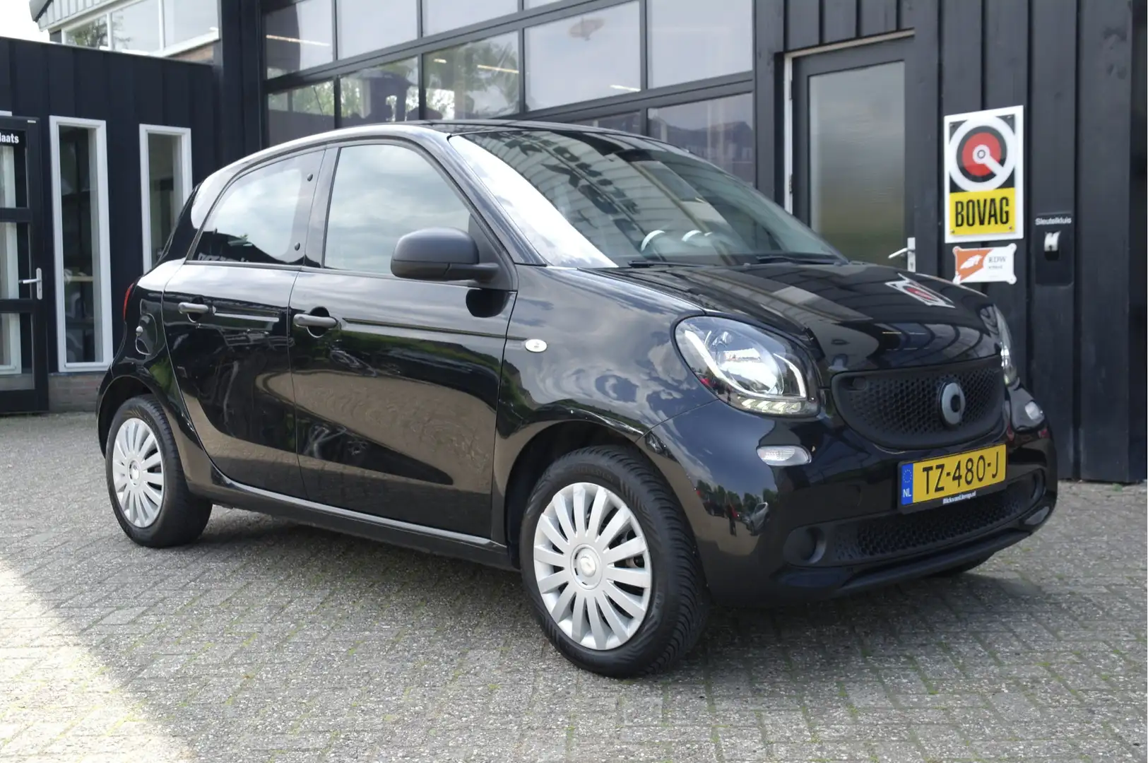 smart forFour 1.0 Passion | Cruise | Airco | Elek.Ramen Zwart - 1