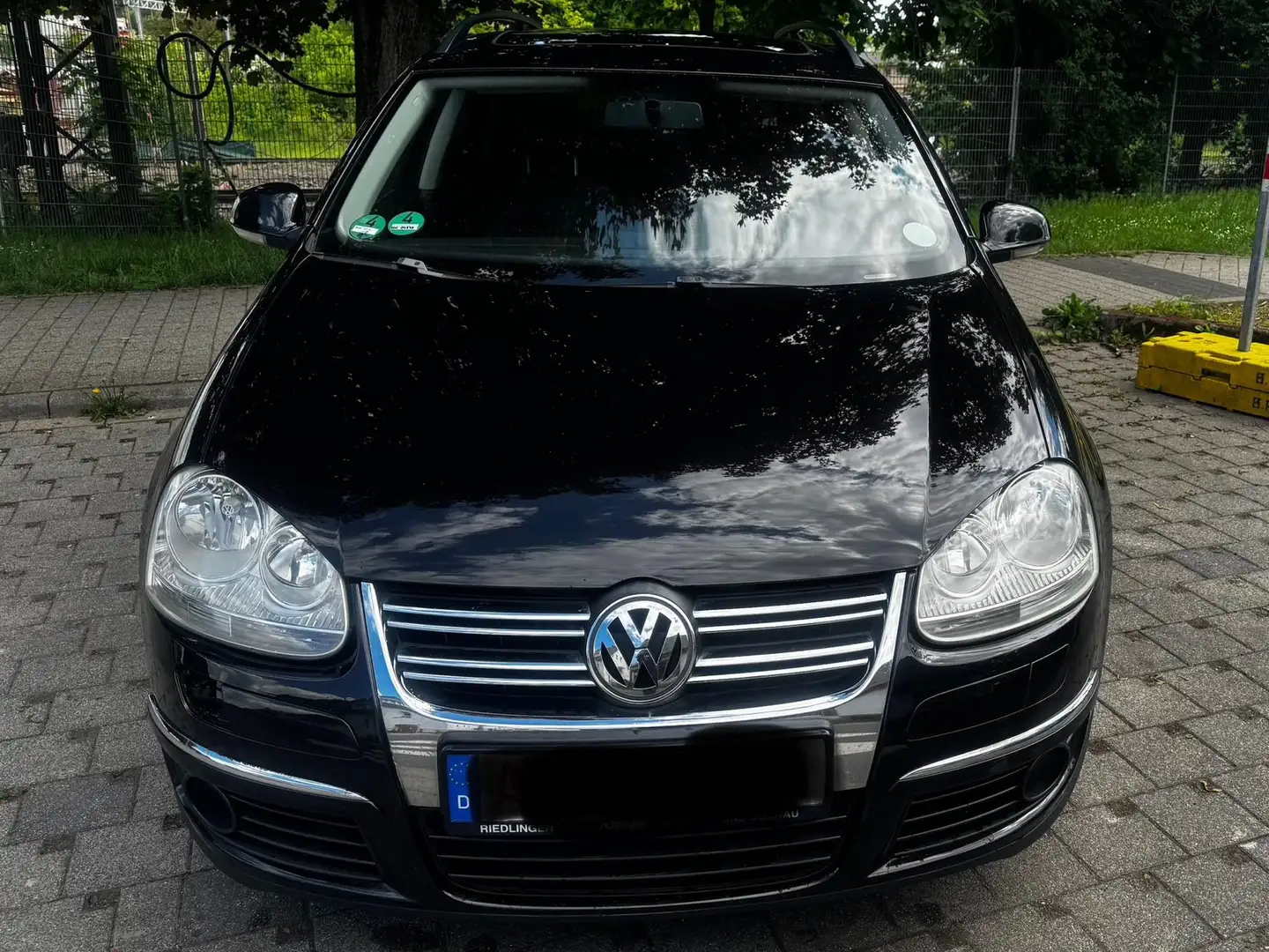 Volkswagen Golf Variant 1.9 TDI Comfortline Černá - 2