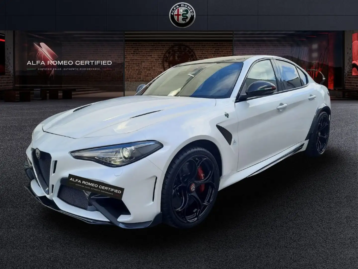 Alfa Romeo Giulia GTAM 2.9T V6 397kW (540CV) AT GTAM Alb - 1
