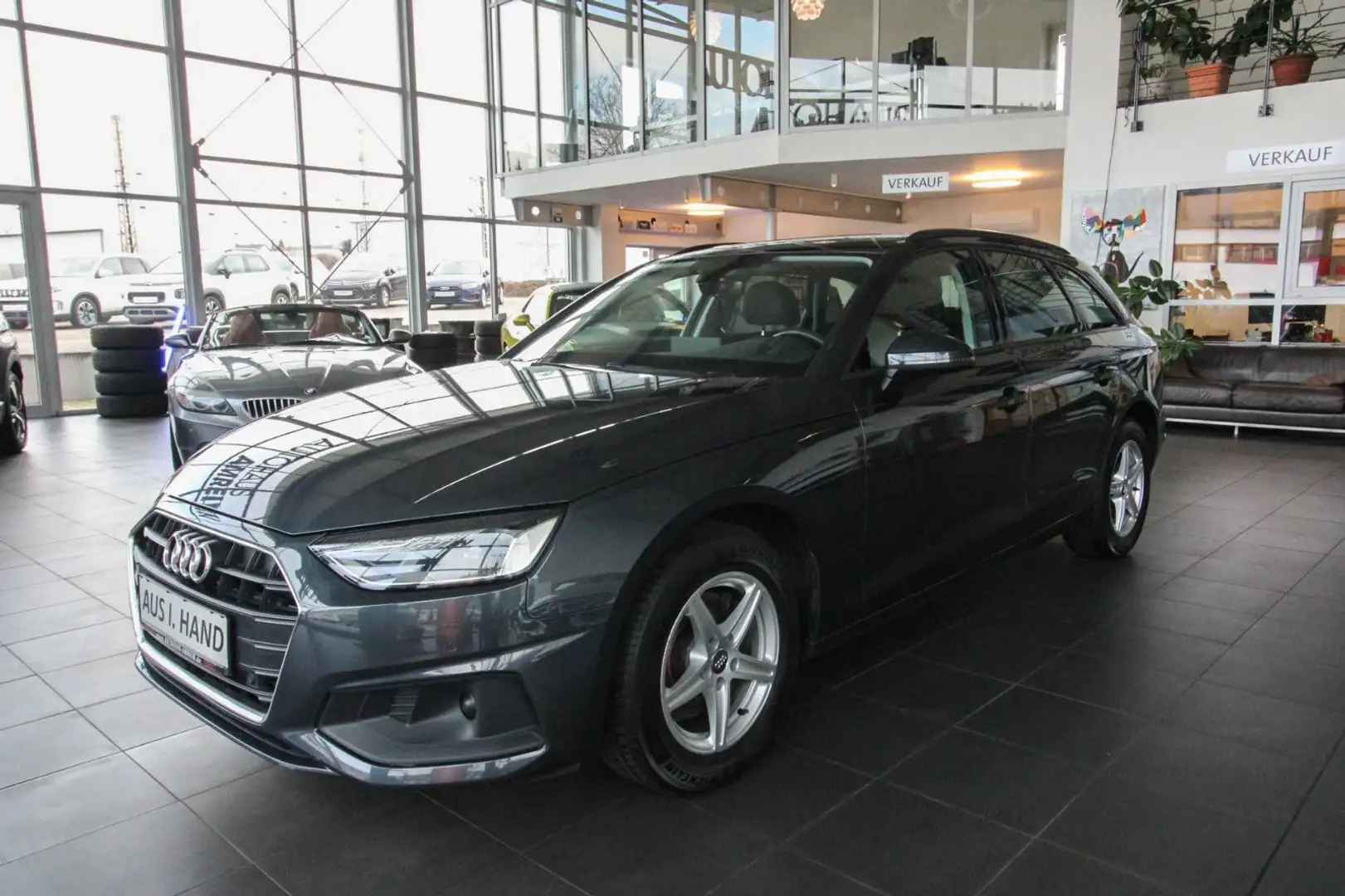 Audi A4 Avant Business/ACC/LED/Navi/1.Hand/Kamera/SHZ Grau - 1