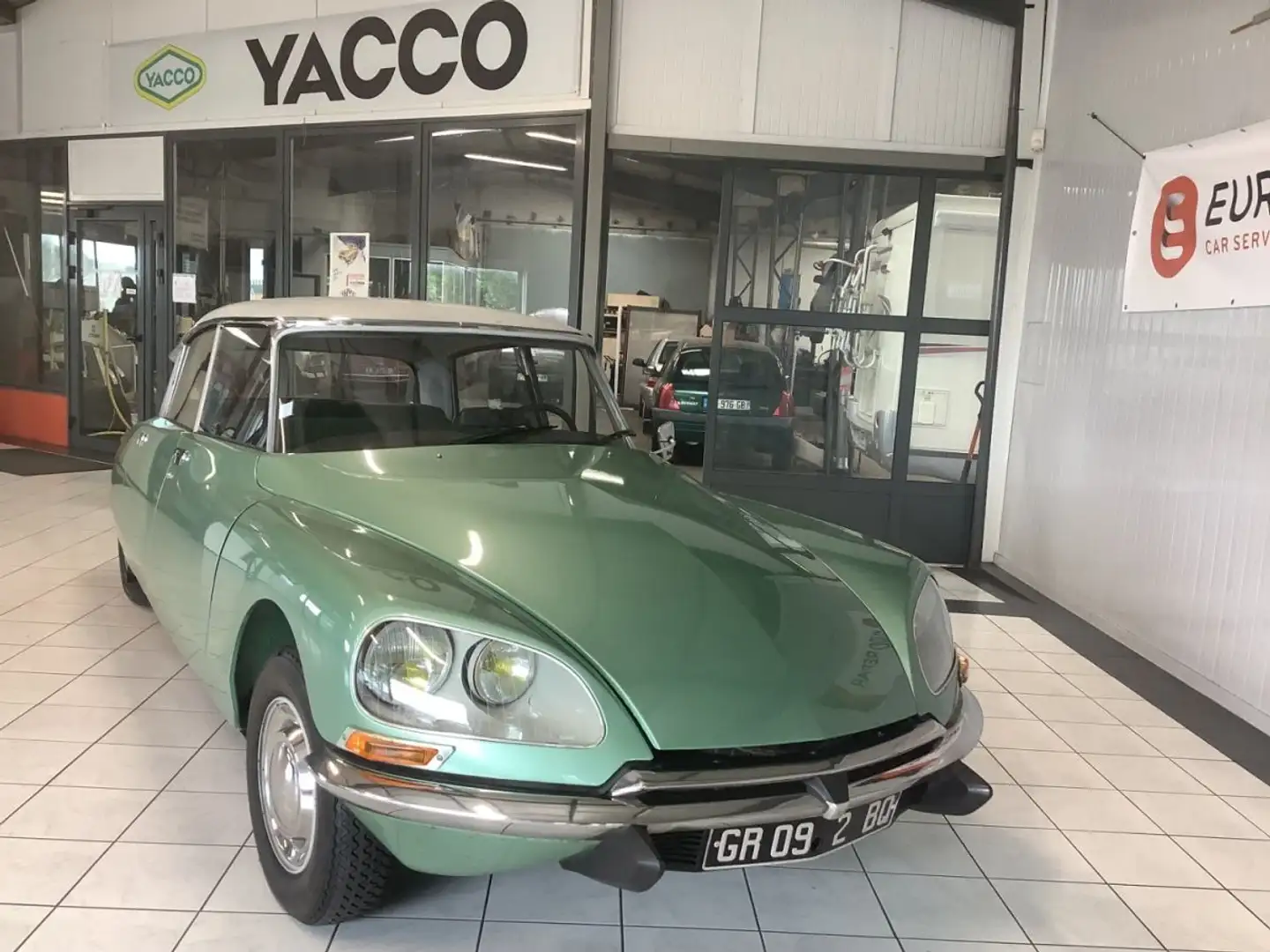 Citroen DS9 DS 21 Green - 1