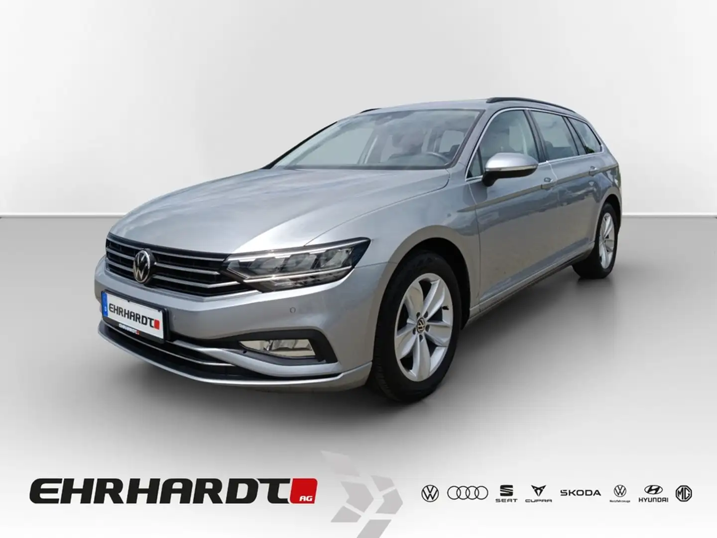 Volkswagen Passat Variant 2.0 TDI Business LED*NAV*SHZ*ACC*PDC*KAMERA*MAS... Argent - 1