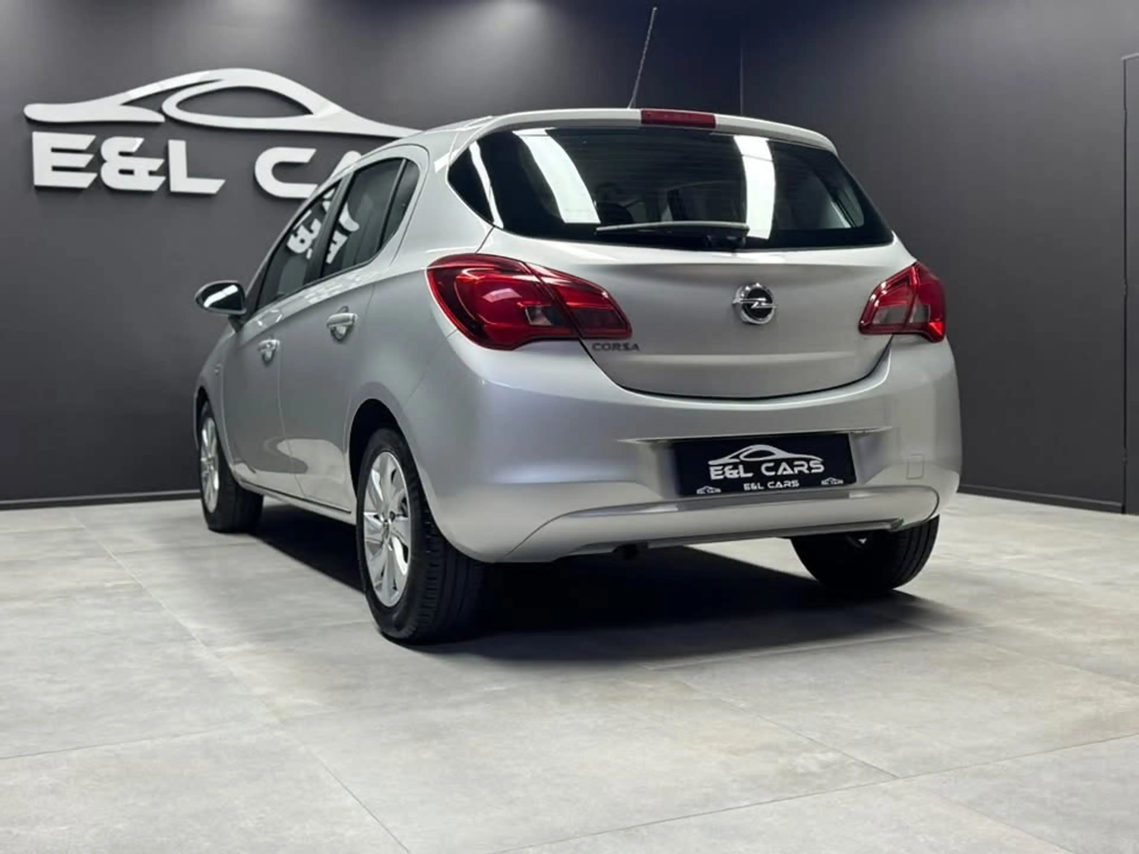 Opel Corsa Corsa 1.4i **12 mois de garantie** — photo 6
