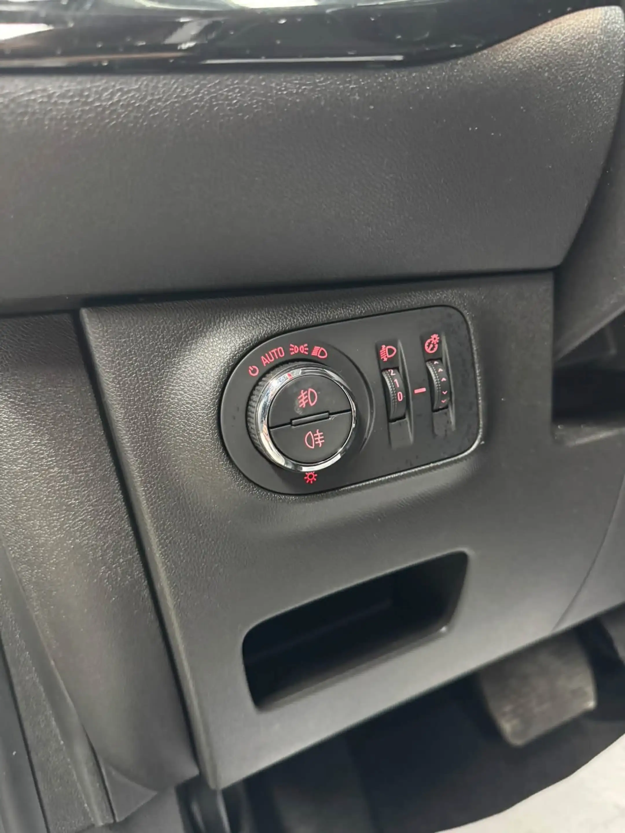 Opel Corsa Corsa 1.4i **12 mois de garantie** — photo 9